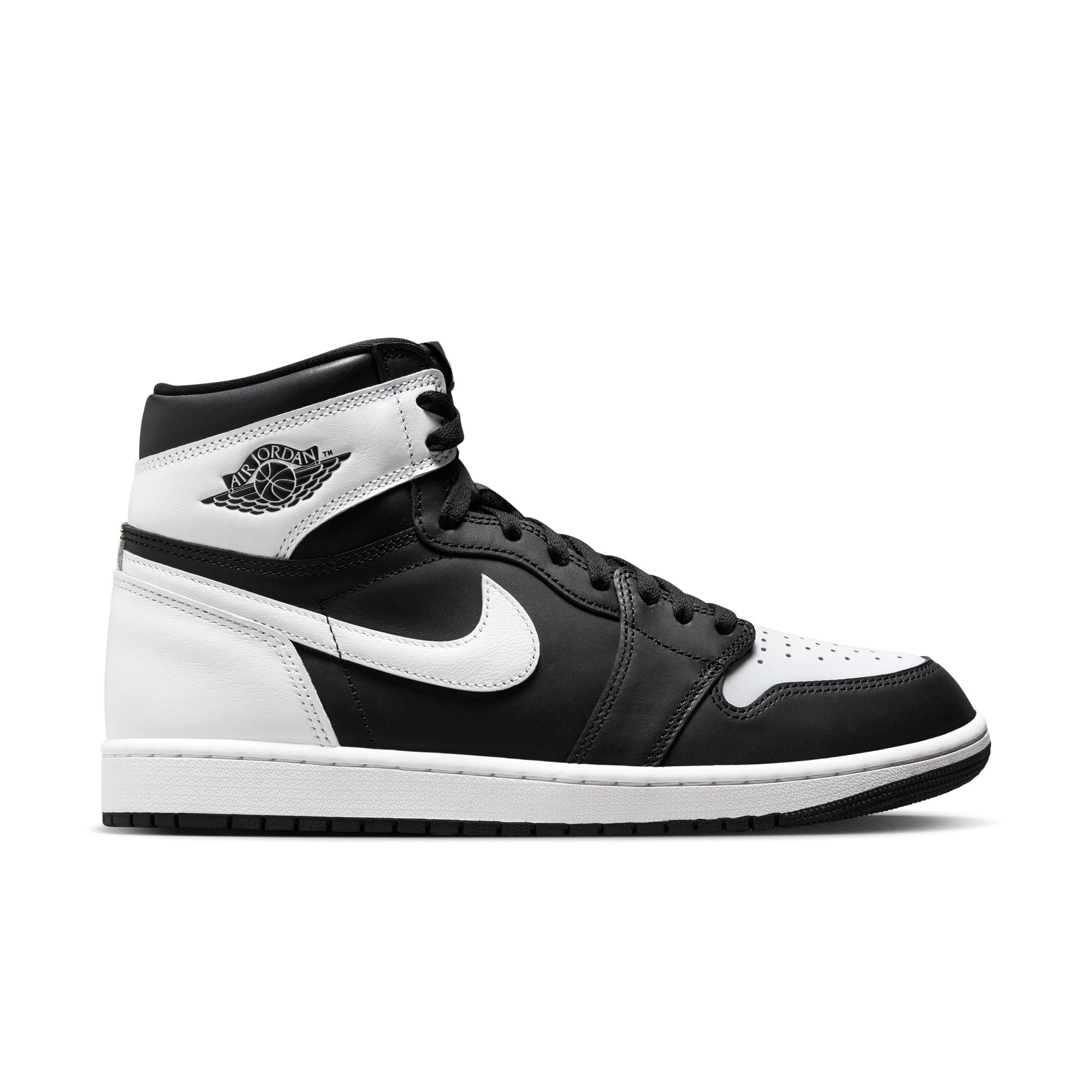 jordan retro 1 black and white womens