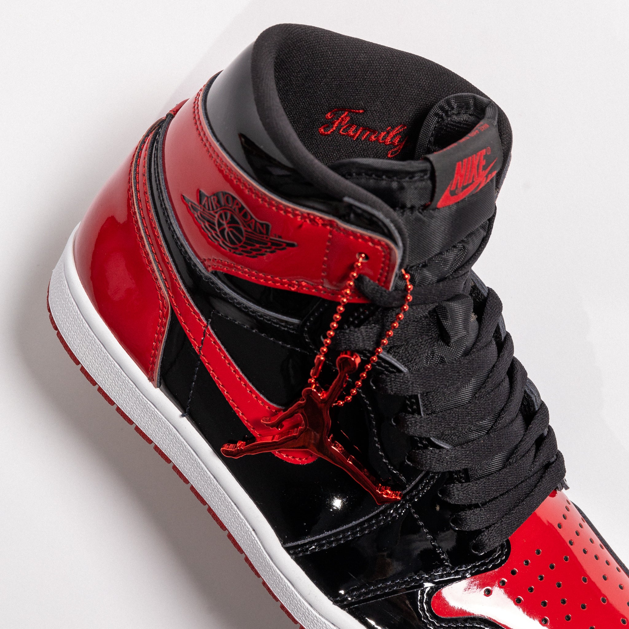 Air Jordan 1 Retro High OG 'Patent Leather'