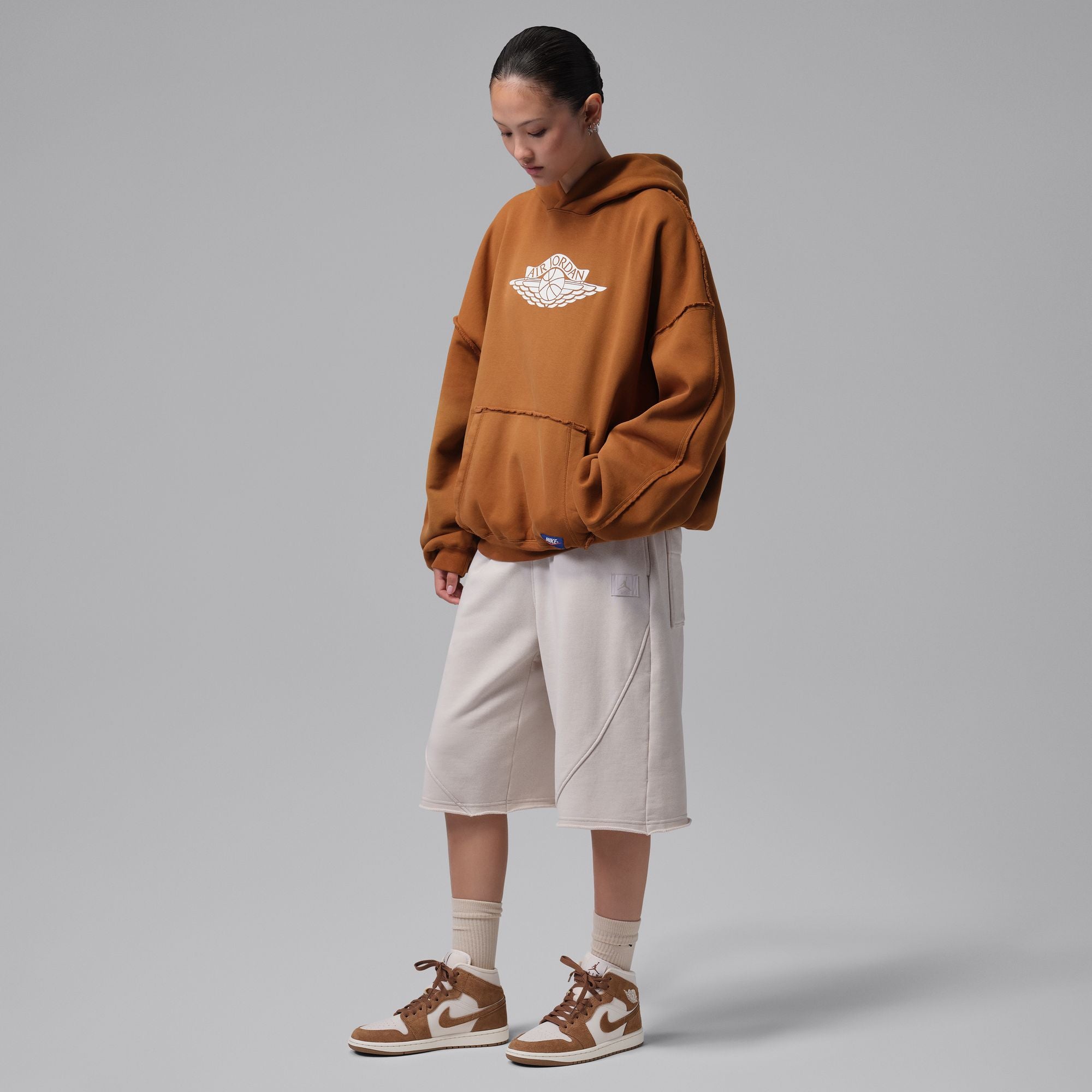 Womens Air Jordan 1 Mid 'Light British Tan Chalk'