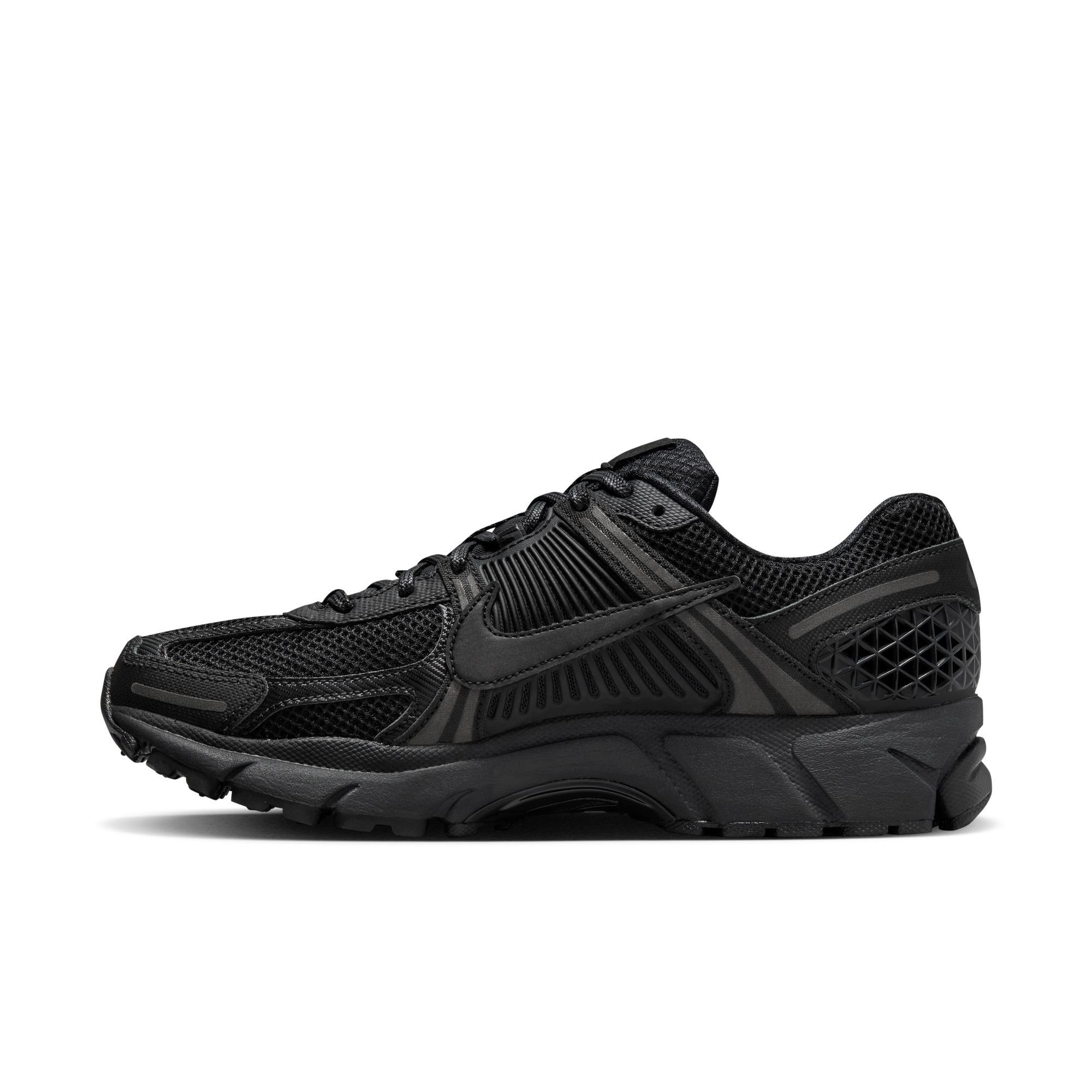 Nike Zoom Vomero 5 ‘Black/Black'