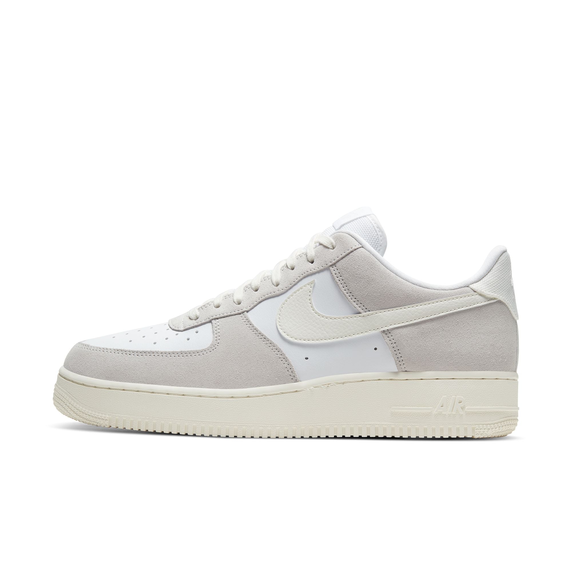 Nike Air Force 1 LV8 'Platinum Tint'