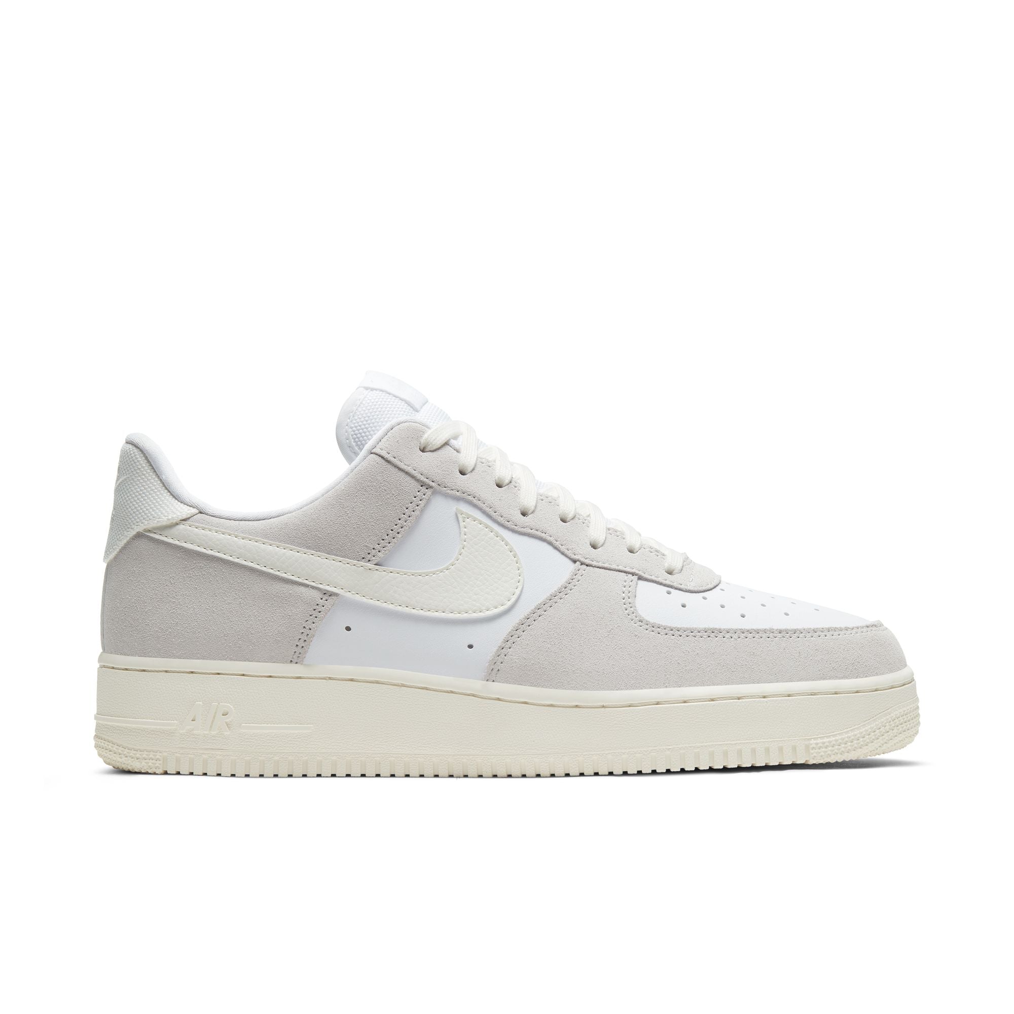 Nike Air Force 1 LV8 'Platinum Tint'