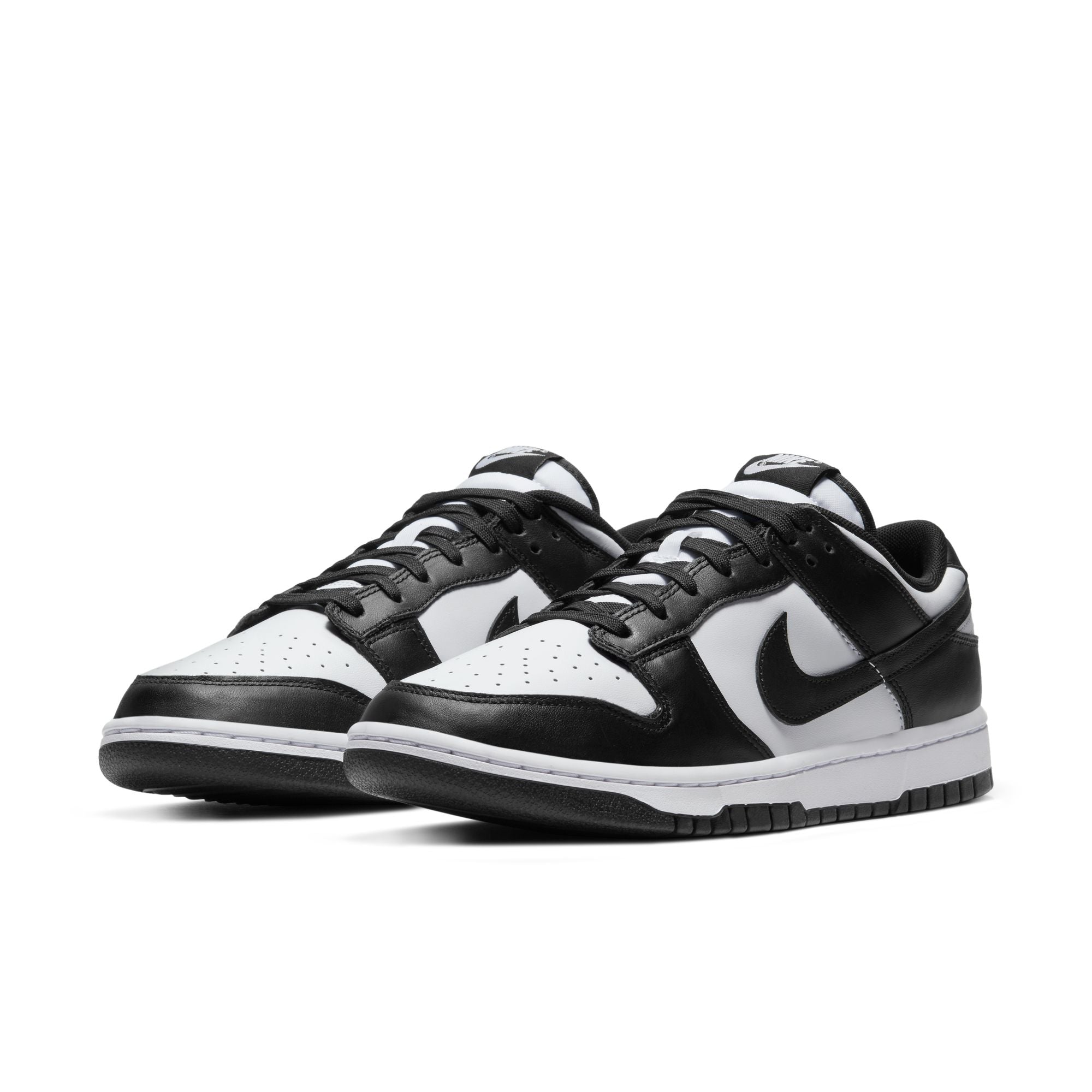 Nike Dunk Low 'Panda'