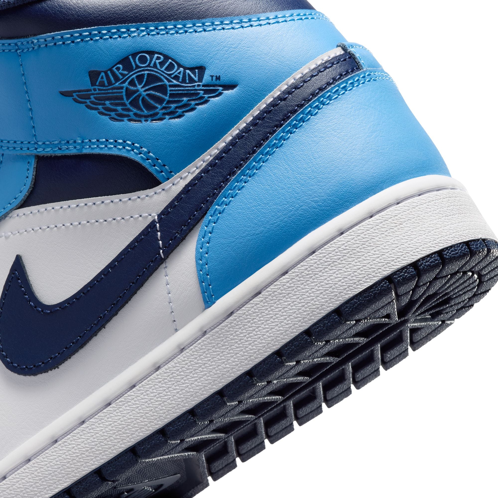 Air Jordan 1 Mid 'University Blue/Midnight Navy'