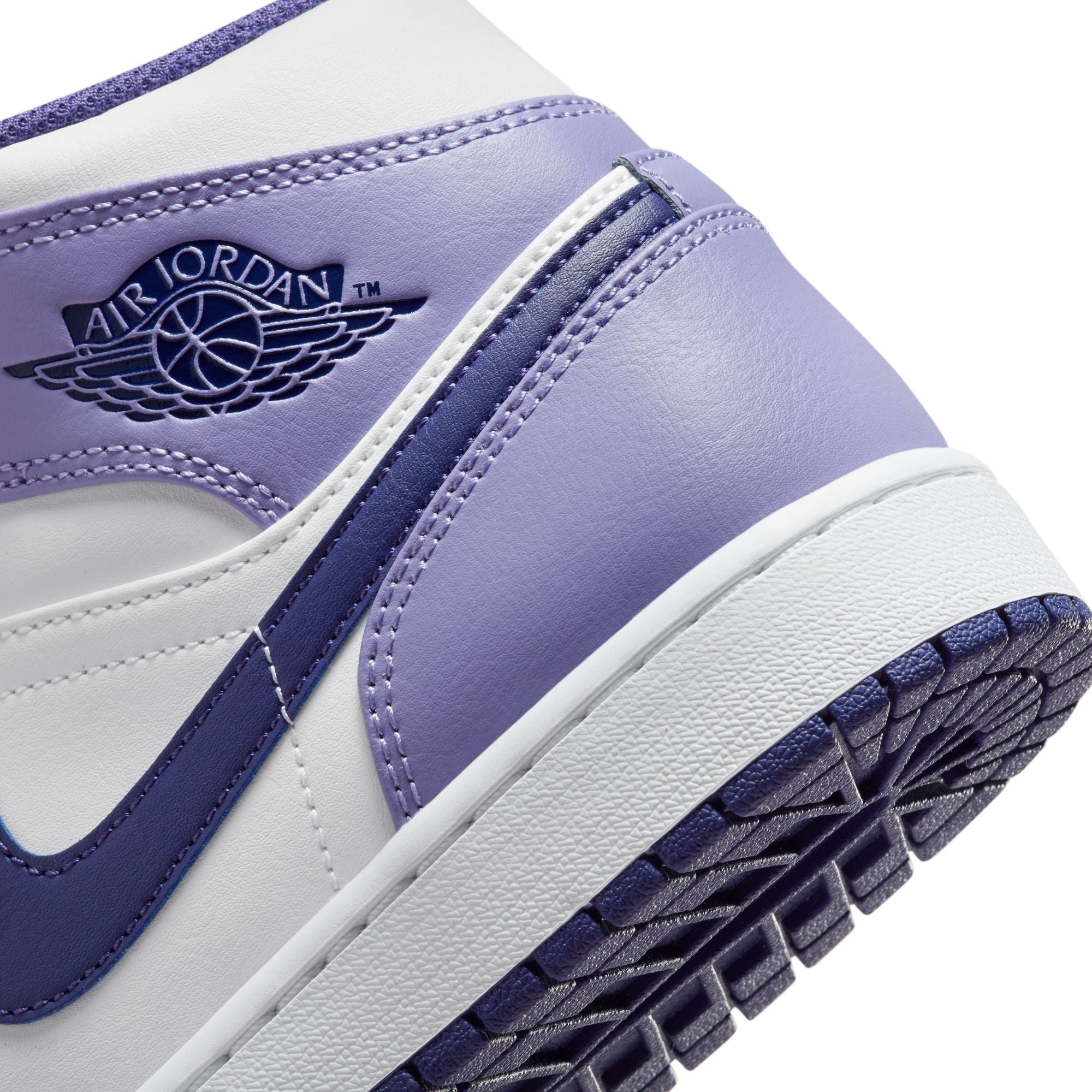 Air Jordan 1 Mid 'Sky Purple'