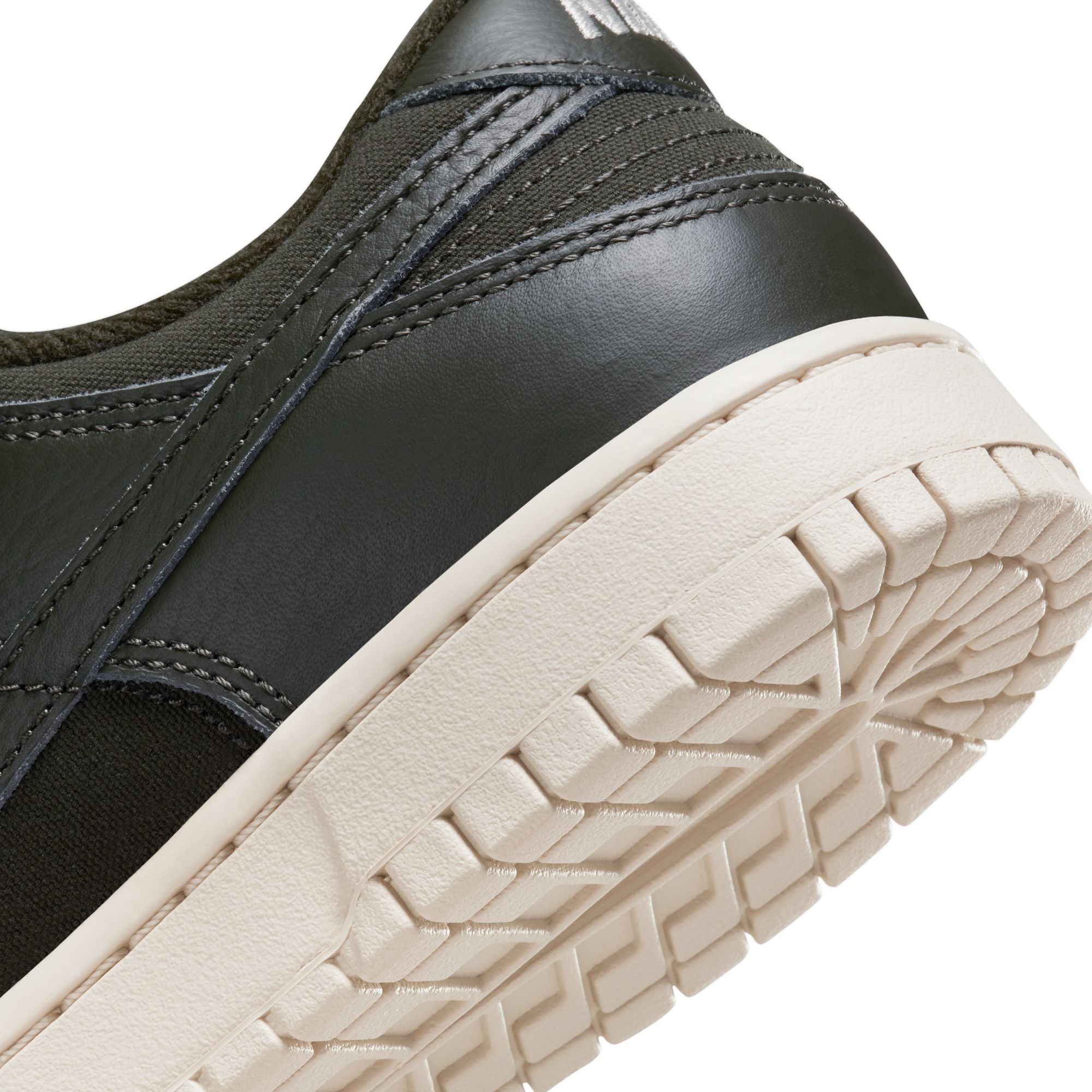 Nike Dunk Low Retro Premium 'Sequoia'