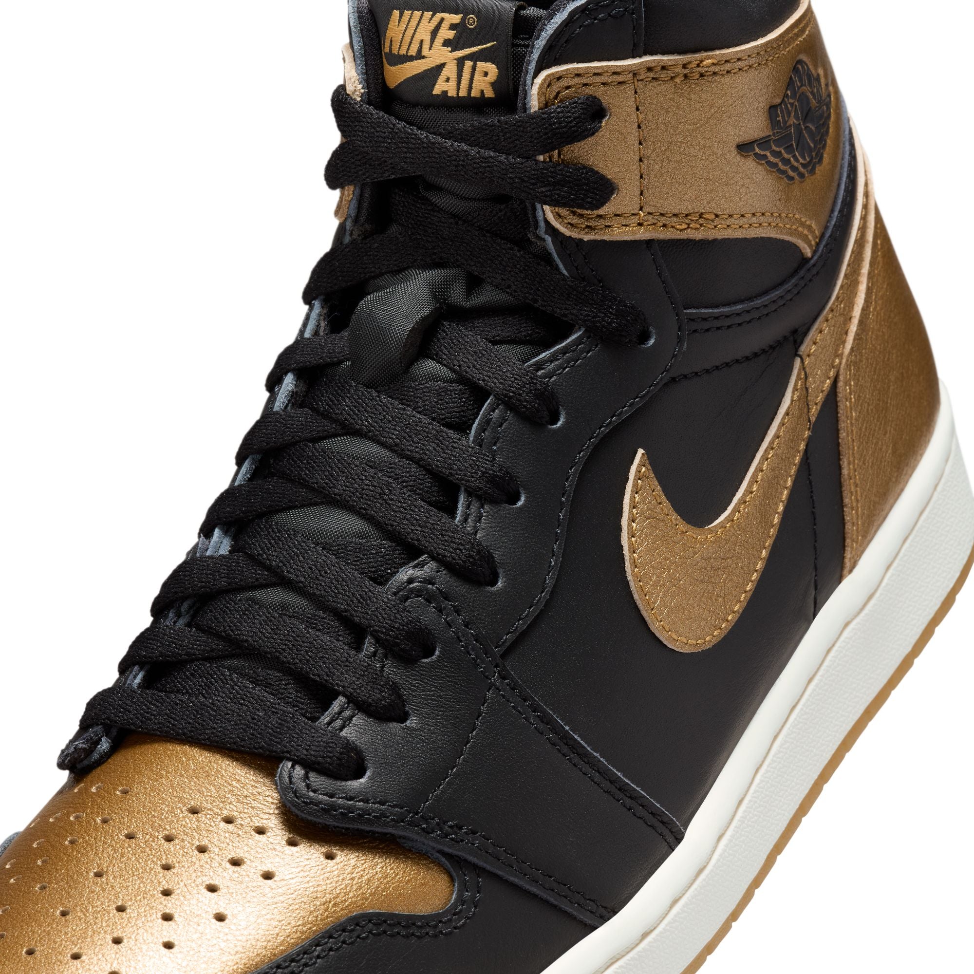 Air Jordan 1 Retro High OG 'Black and Gold'