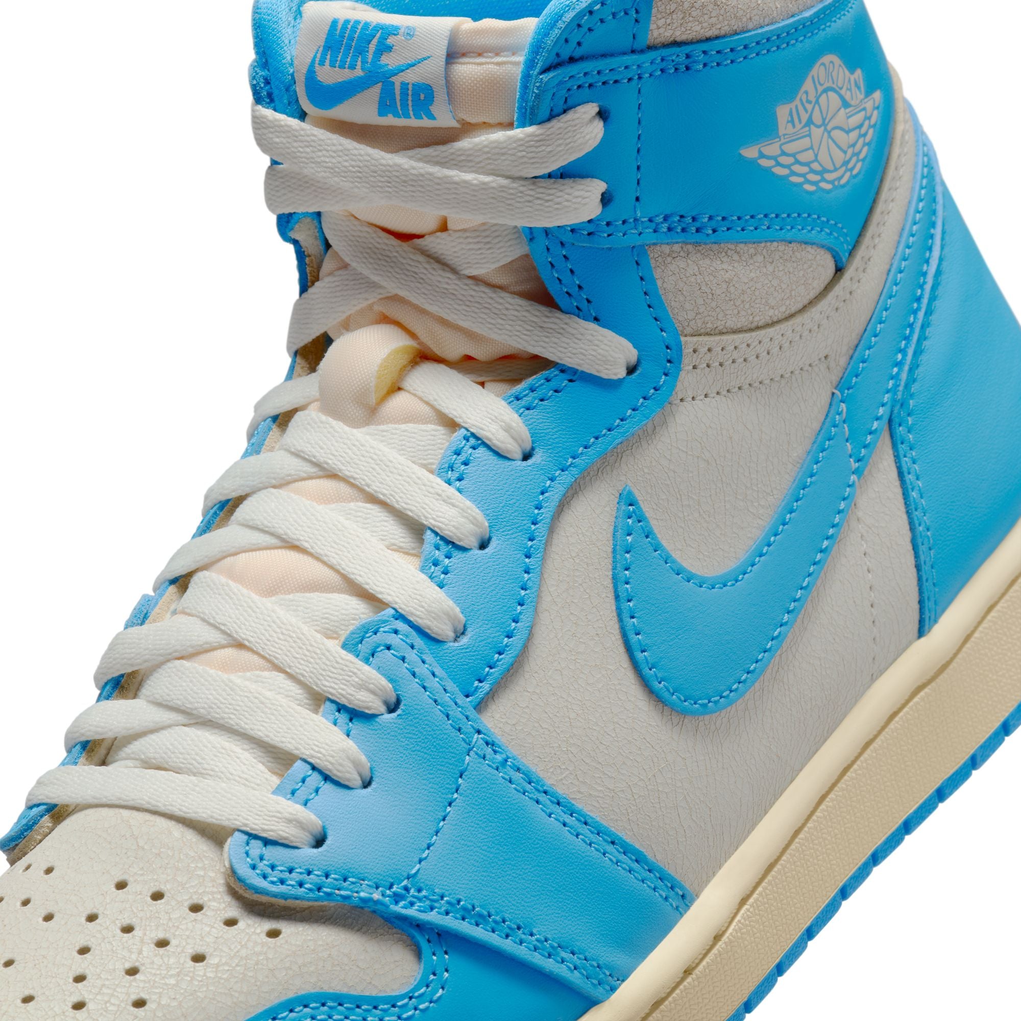 Air Jordan 1 Retro High OG ‘UNC Reimagined'