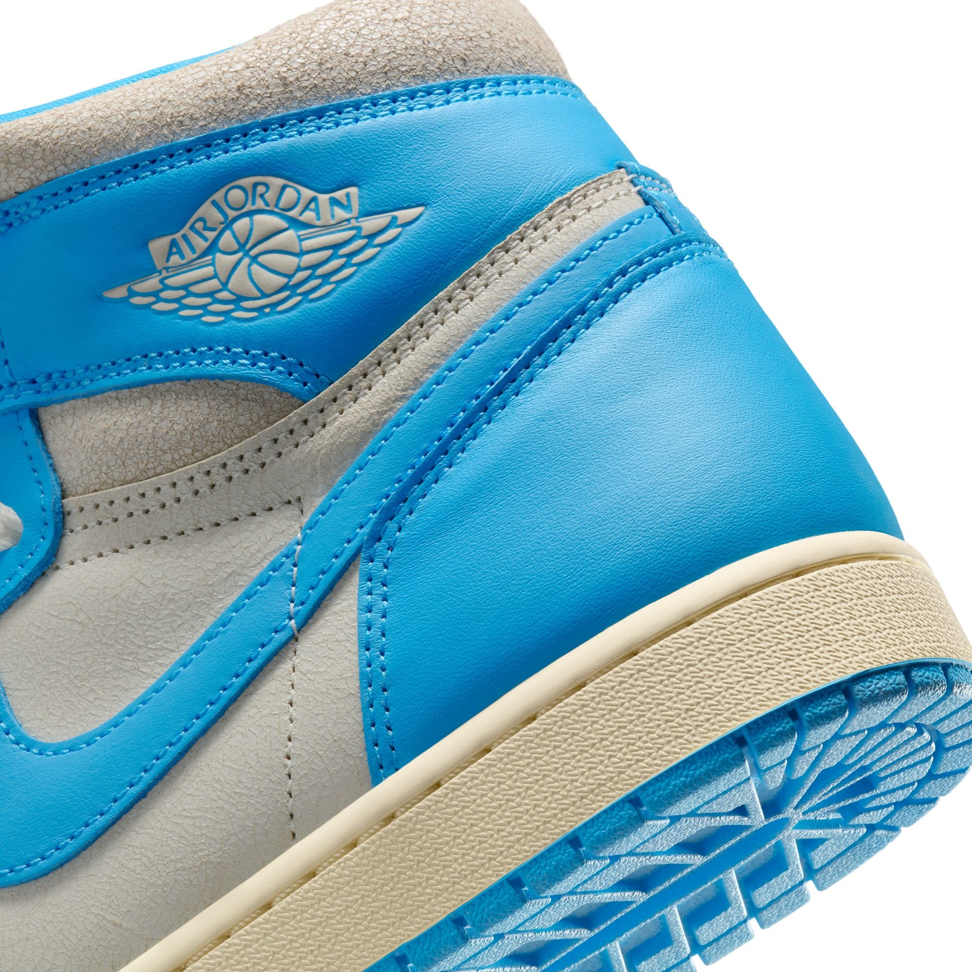 Air Jordan 1 Retro High OG ‘UNC Reimagined'