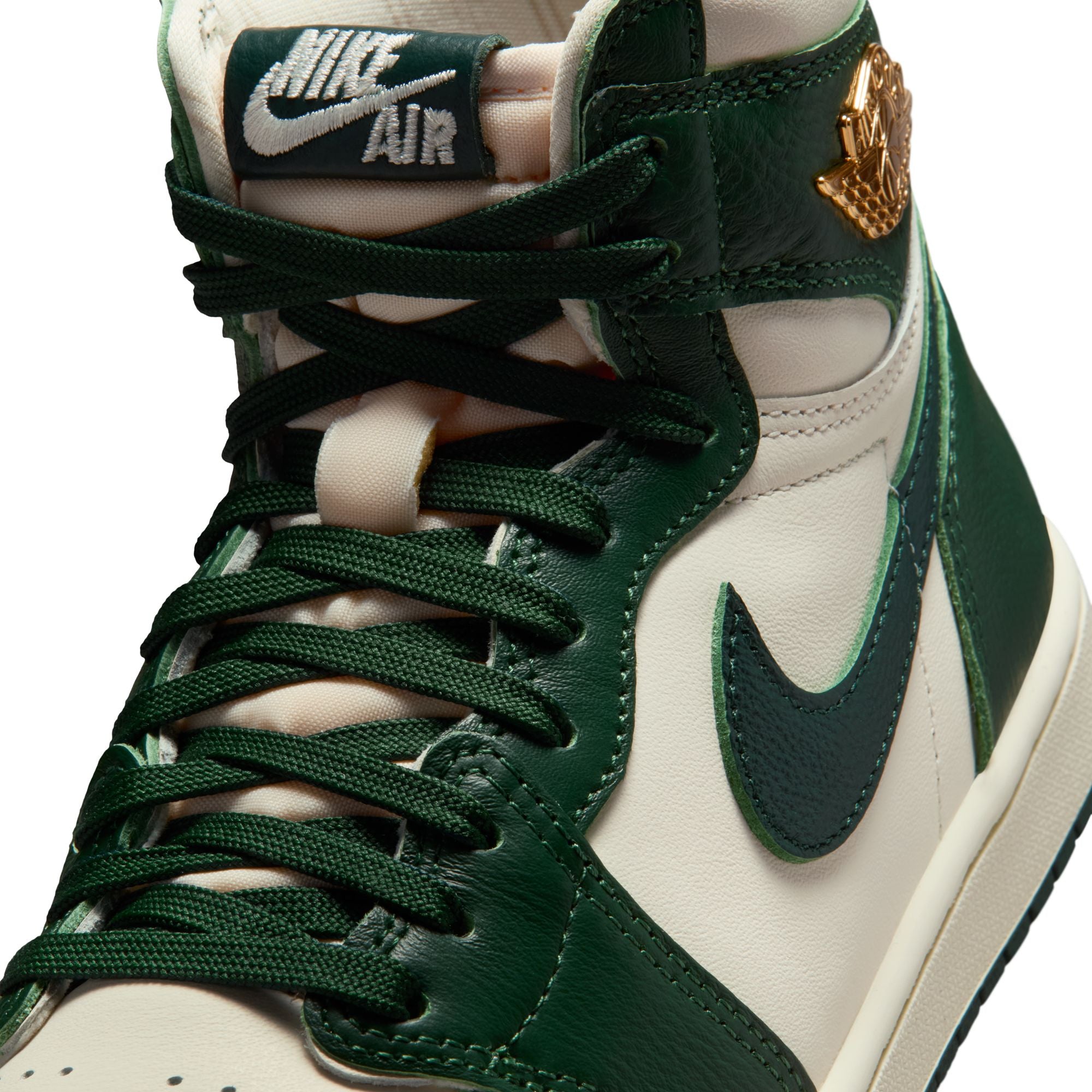 Womens Air Jordan 1 Retro High OG 'Pale Ivory/Pro Green'