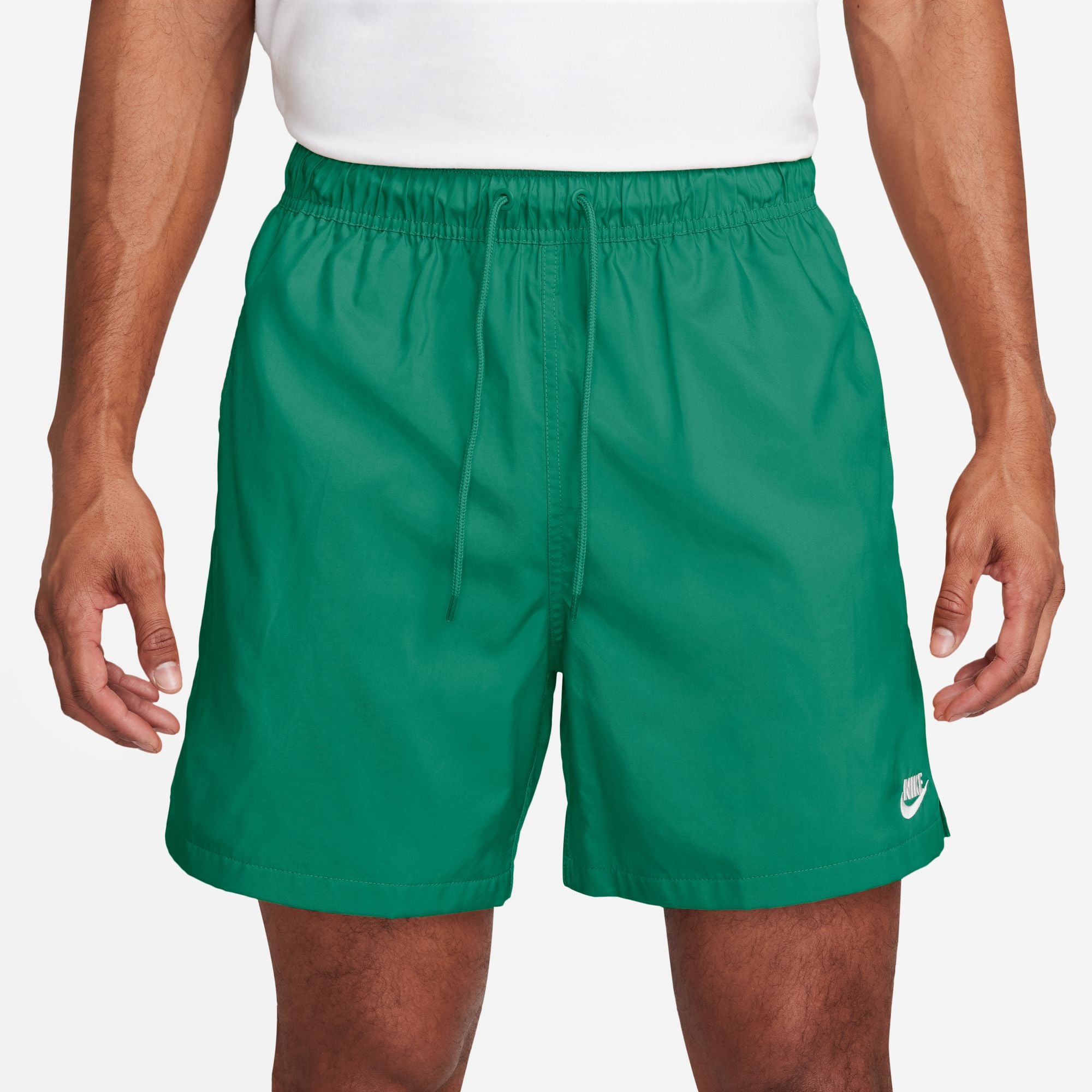 Nike Club Woven Shorts 'Malachite'