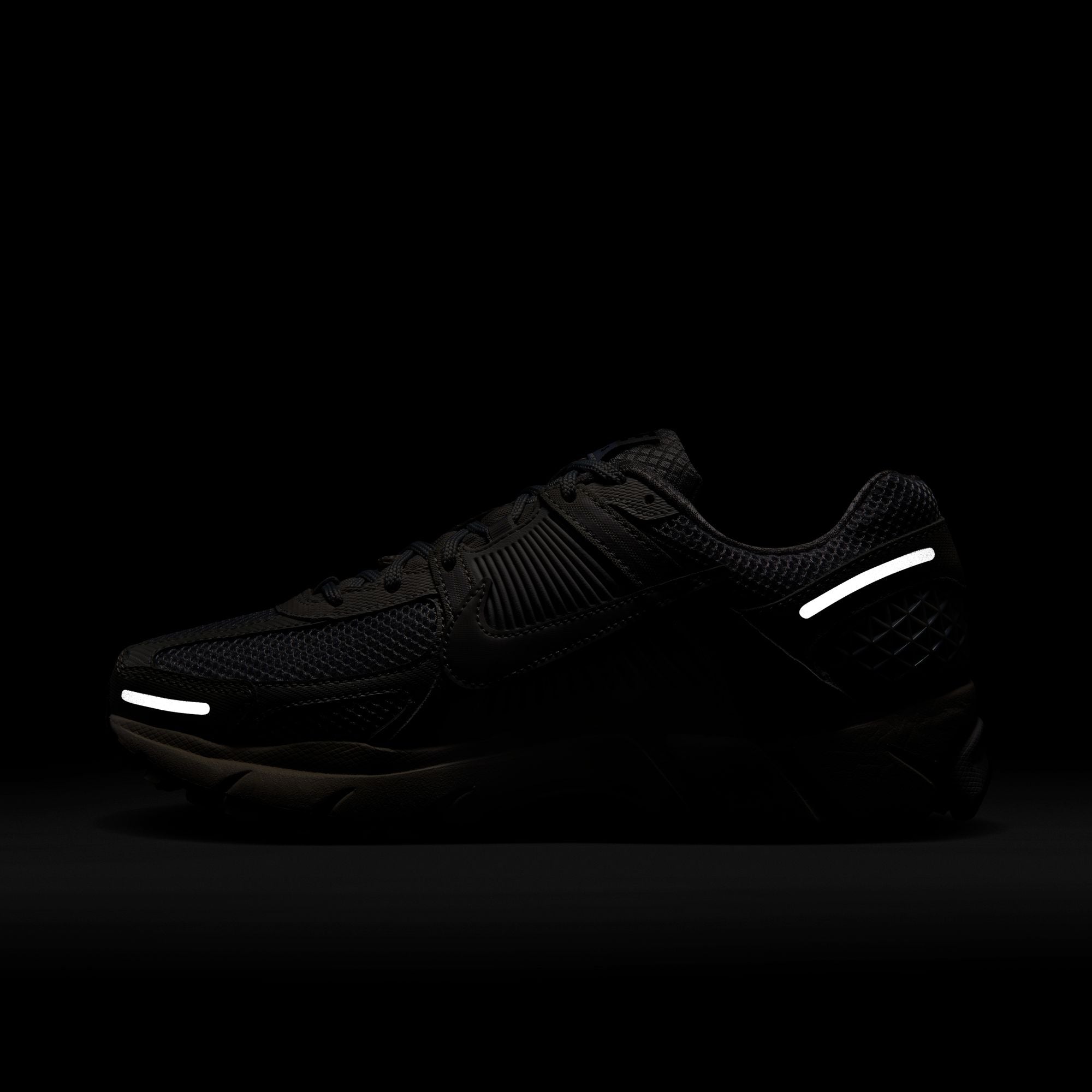 Womens Nike Zoom Vomero 5 'Vast Grey'