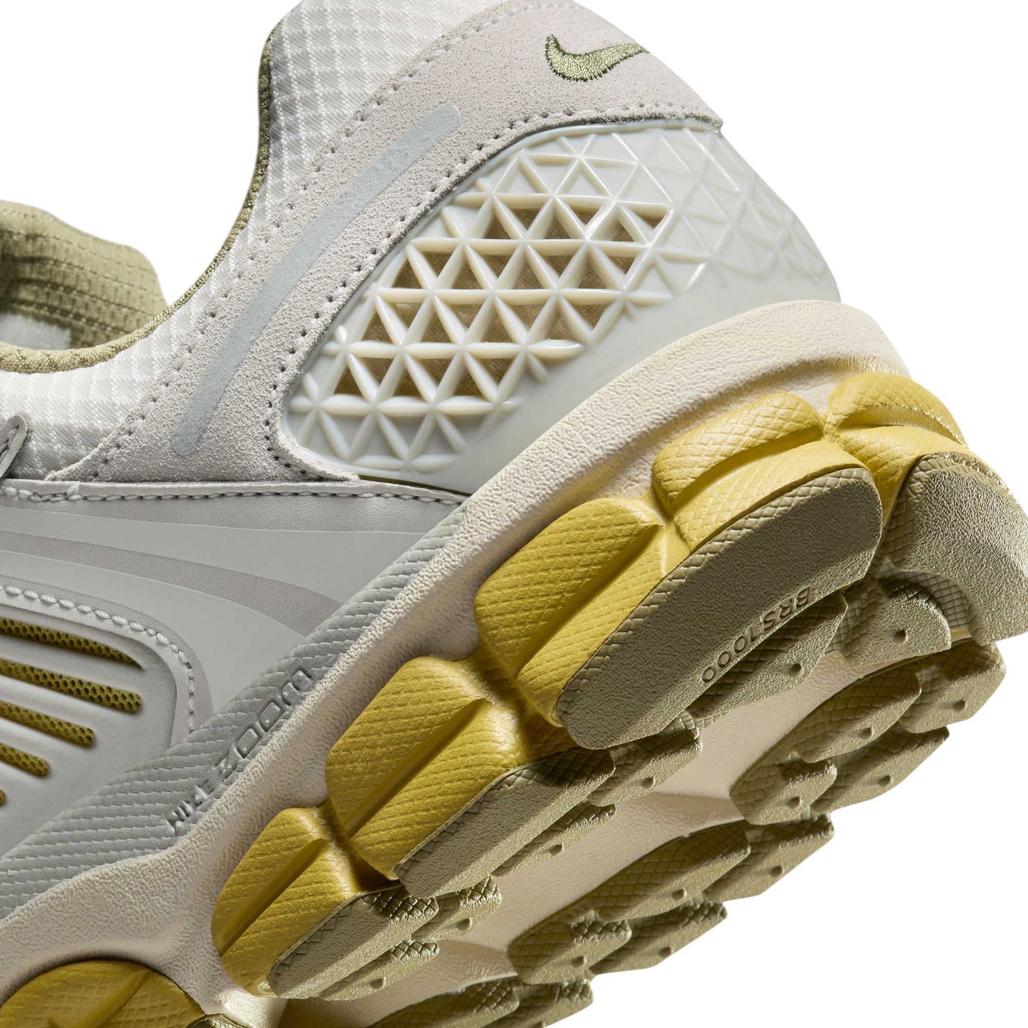 Nike Zoom Vomero 5 'Light Bone'
