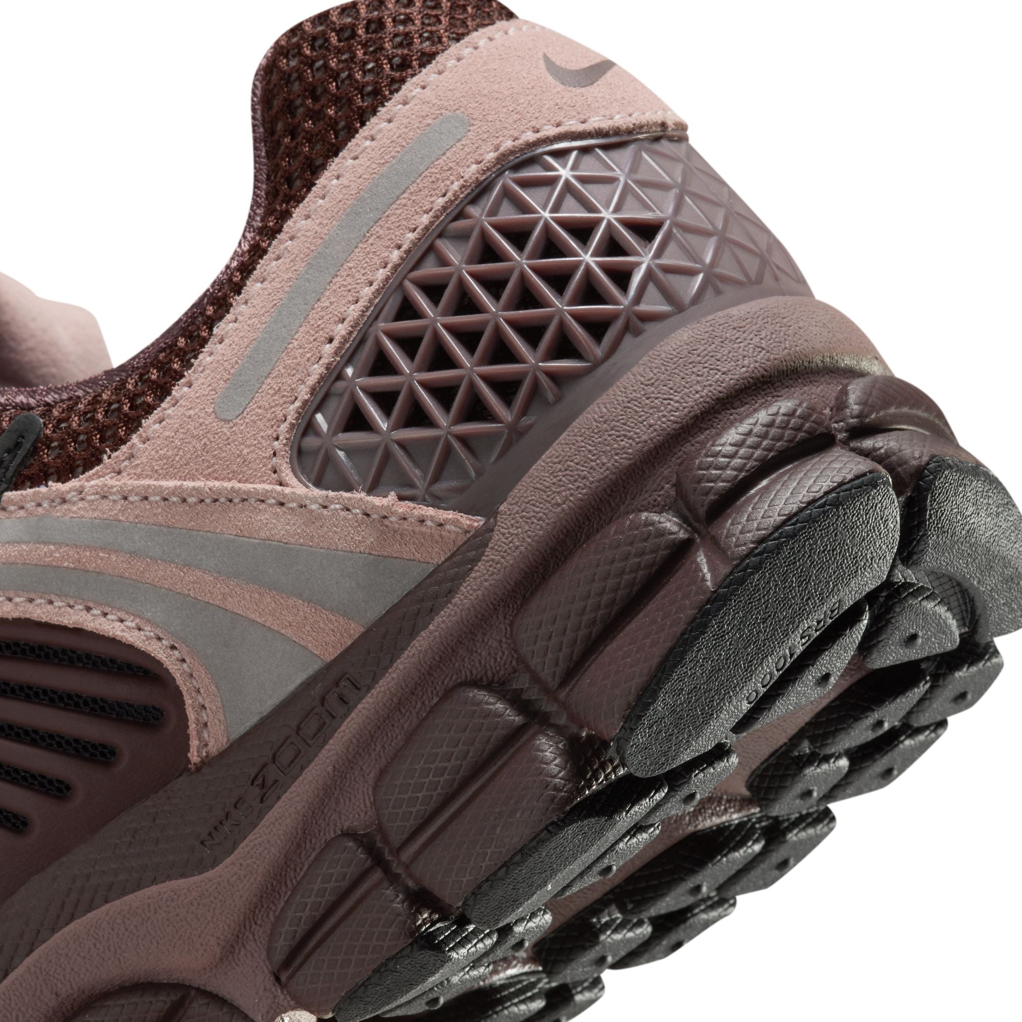 Womens Nike Zoom Vomero 5 'Plum'