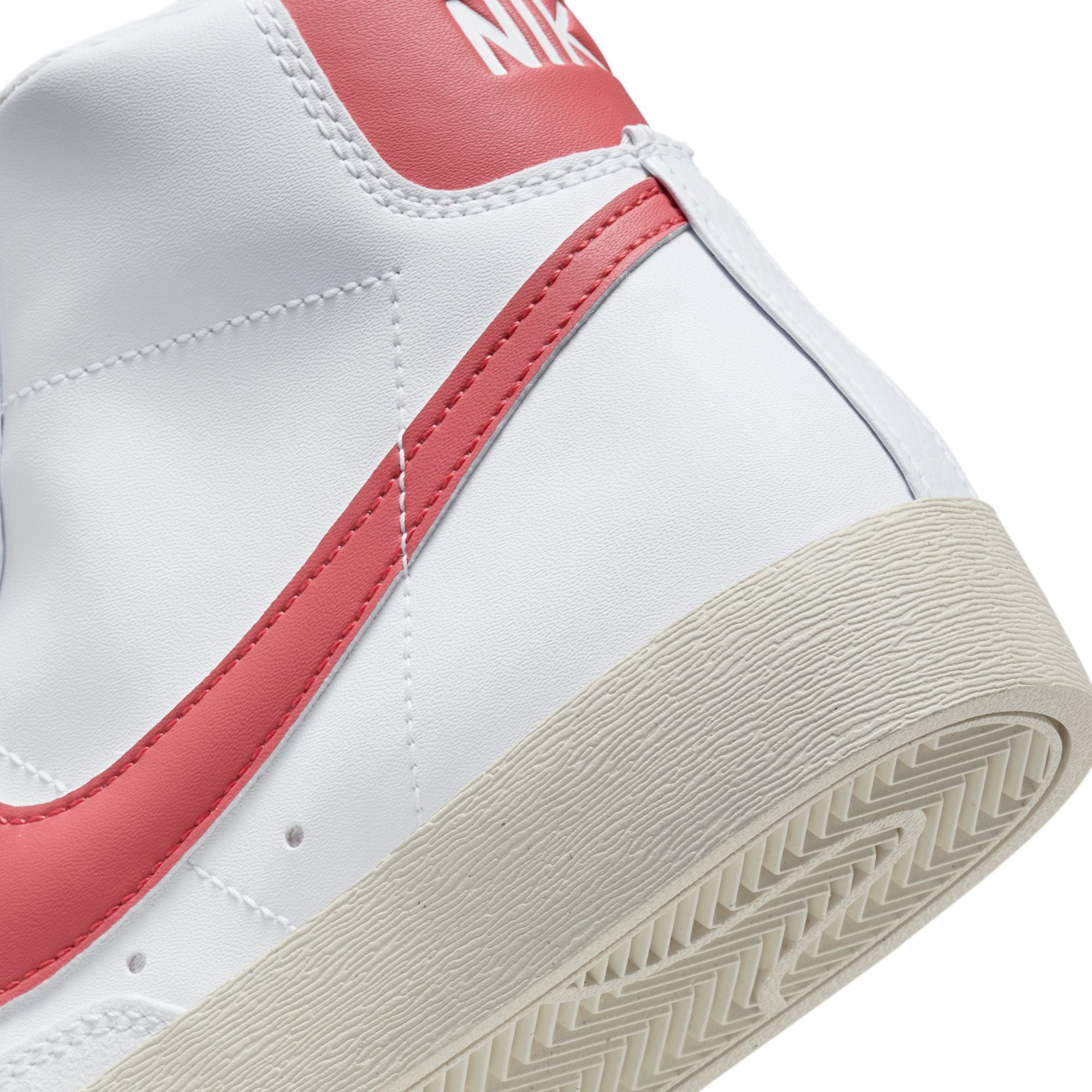 Womens Nike Blazer Mid '77 'White/Adobe Red'