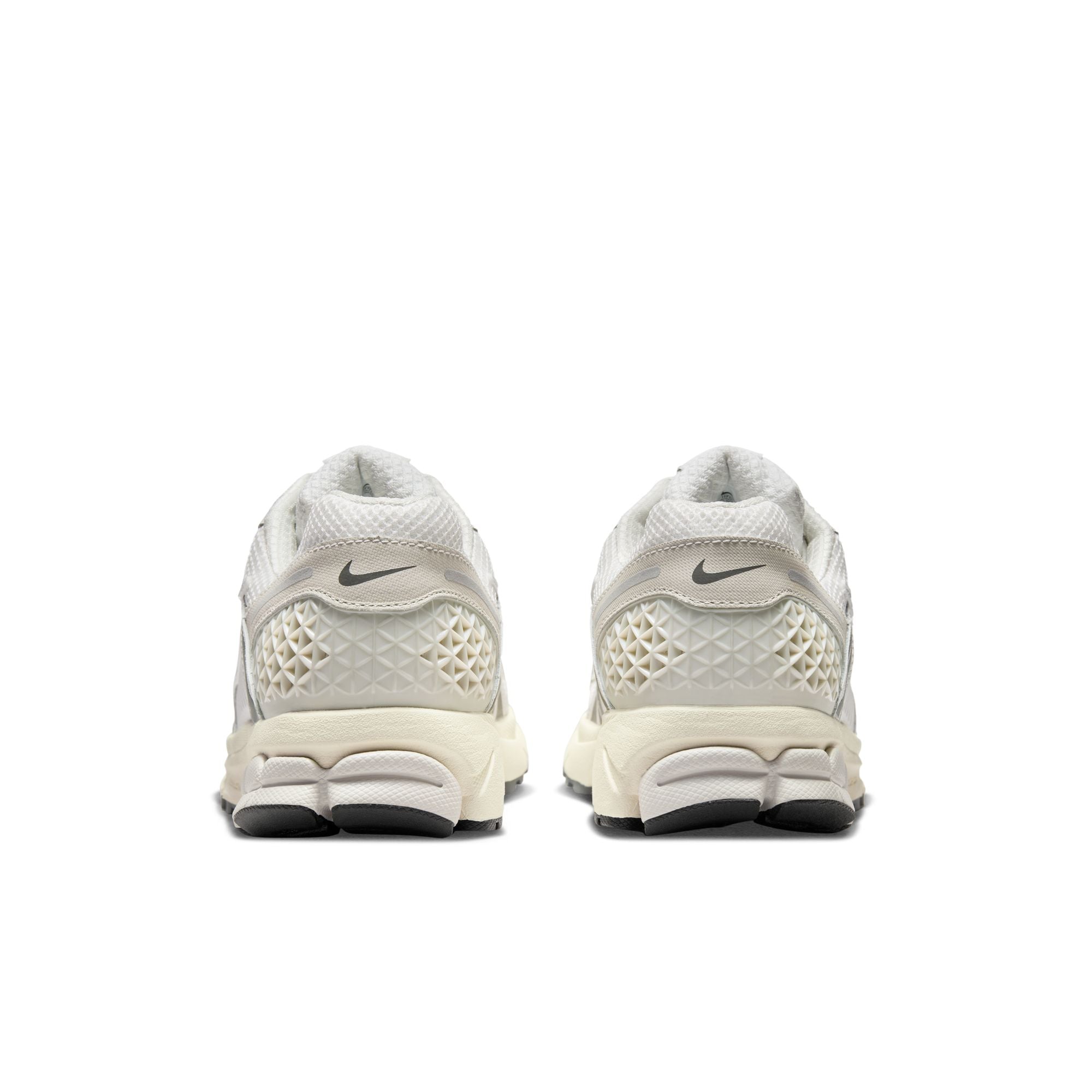 Nike Zoom Vomero 5 'Platinum Tint'