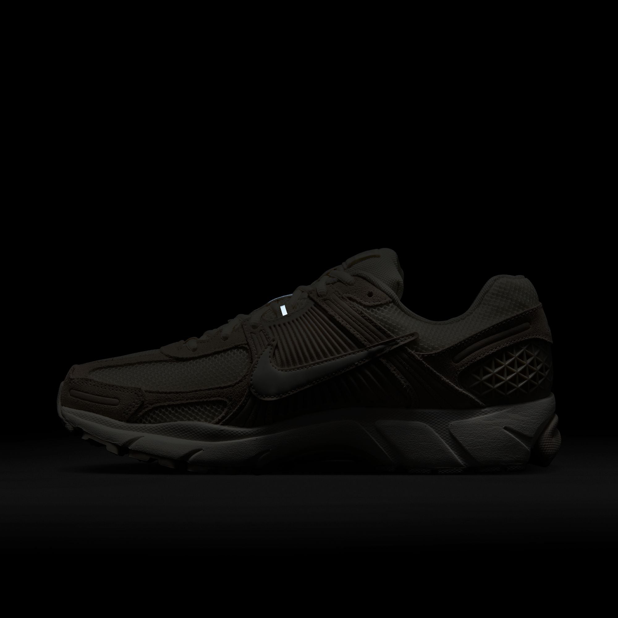 Nike Zoom Vomero 5 'Light Orewood'
