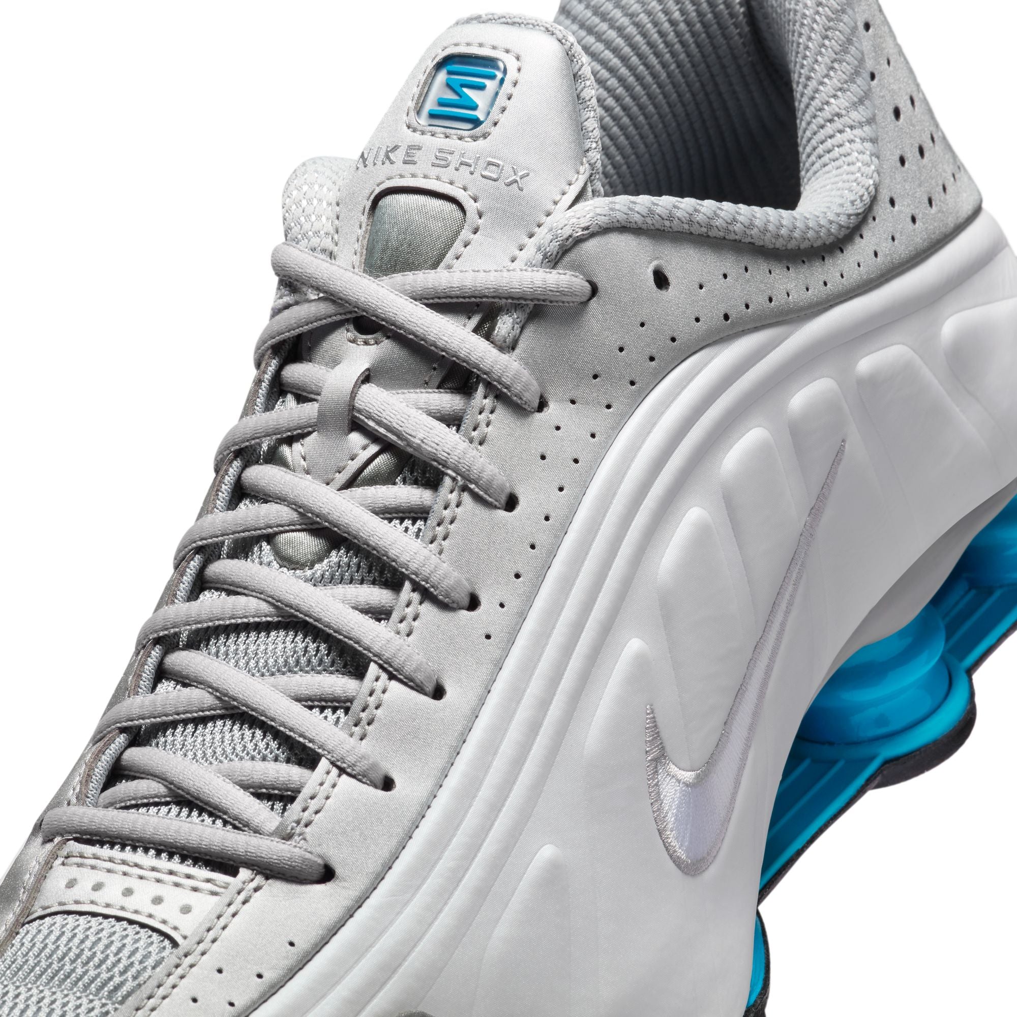 Nike Shox R4 ‘Metallic Silver'