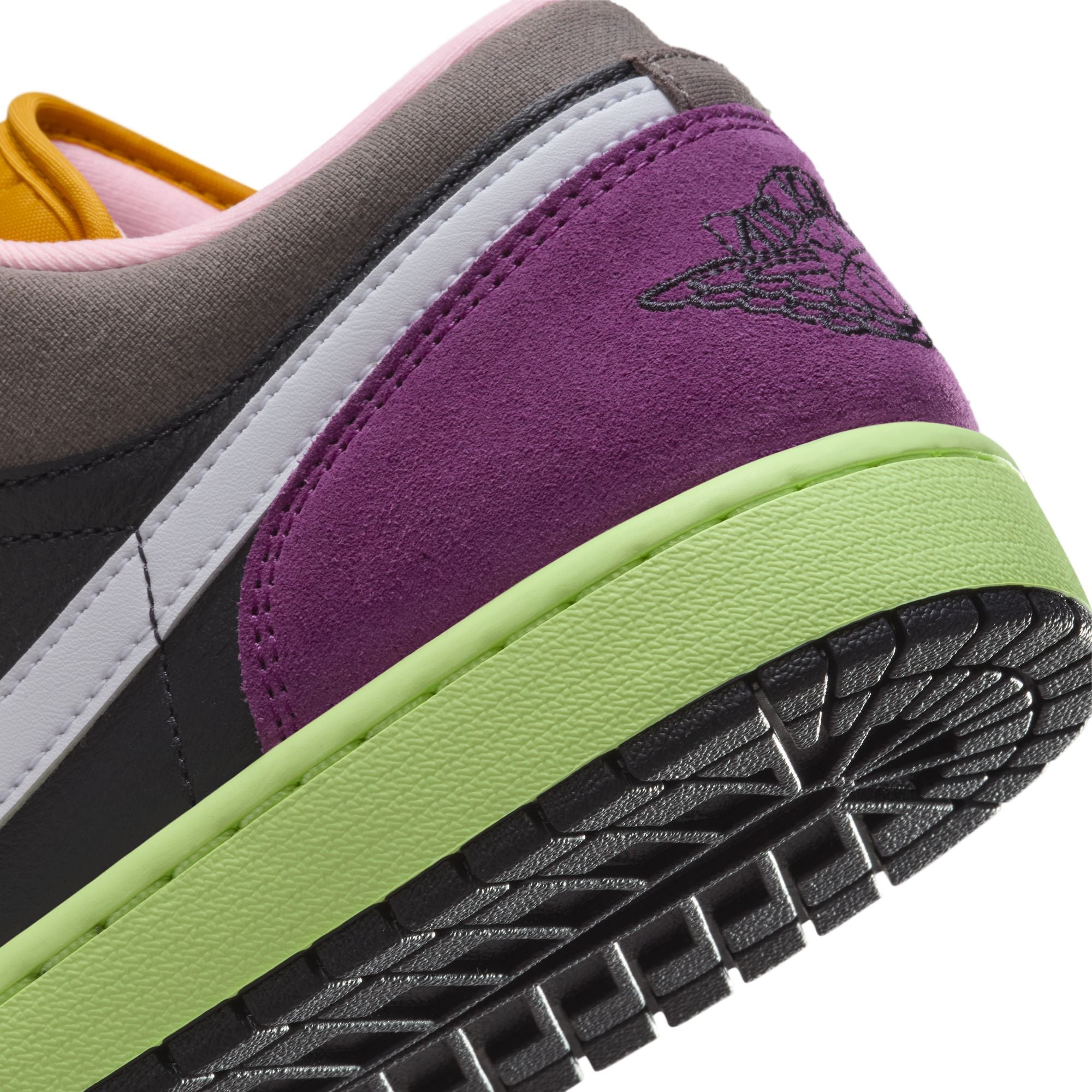 Air Jordan 1 Low SE 'Olive Grey/White'