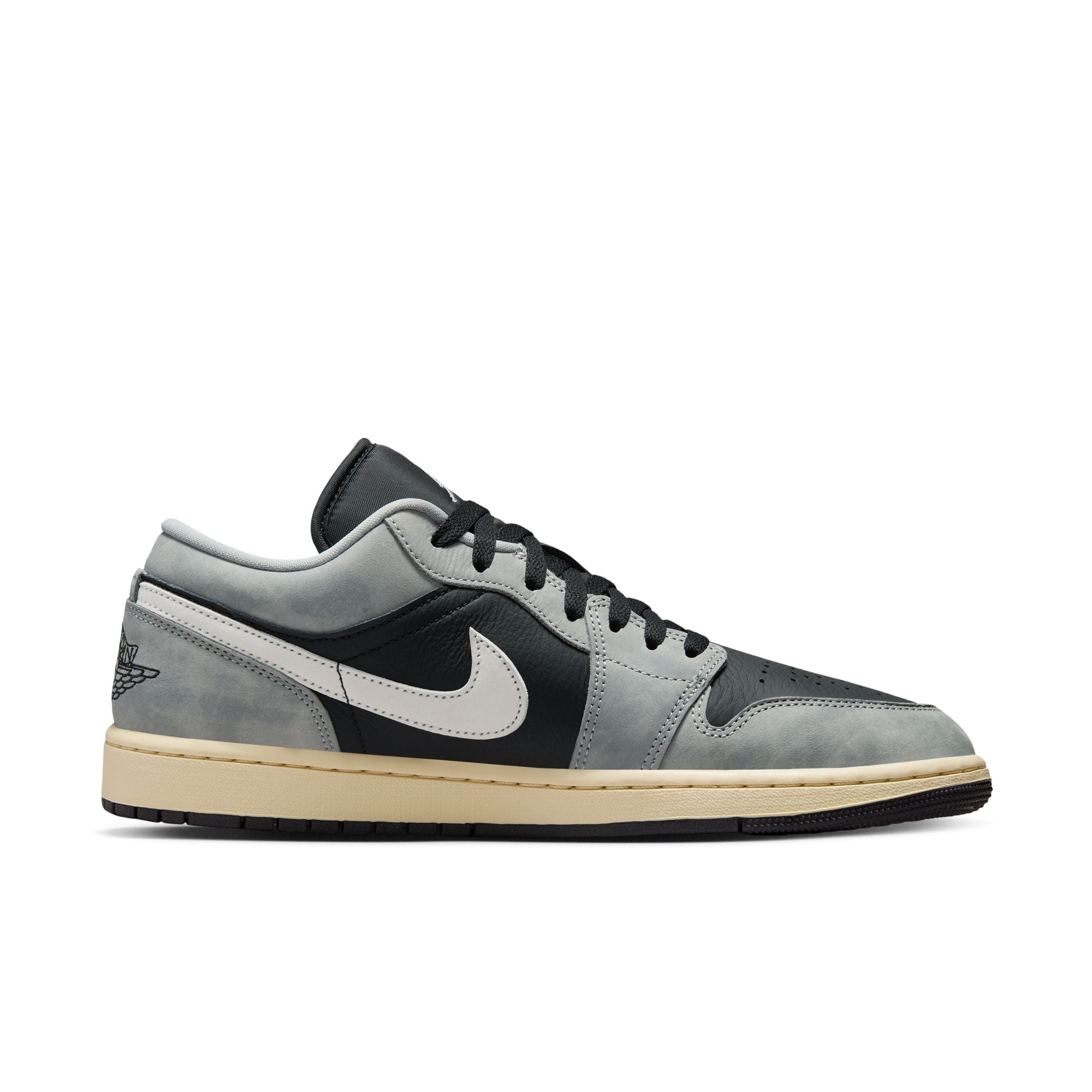 Air Jordan 1 Low SE 'Light Smoke'