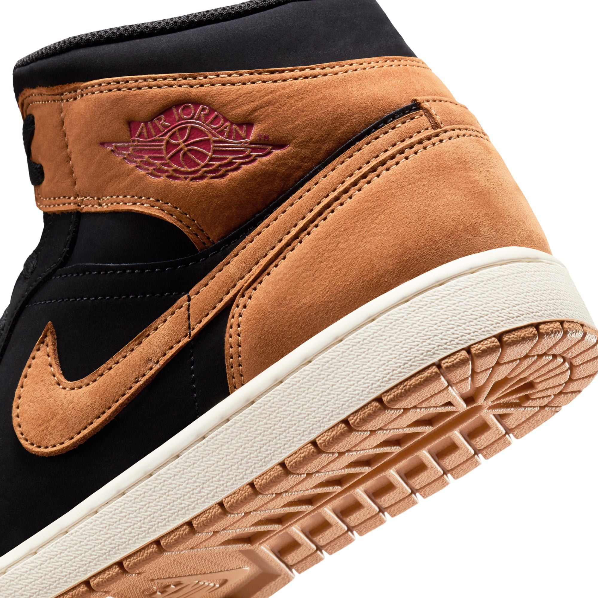 Air Jordan 1 Mid SE 'Black/Flax'