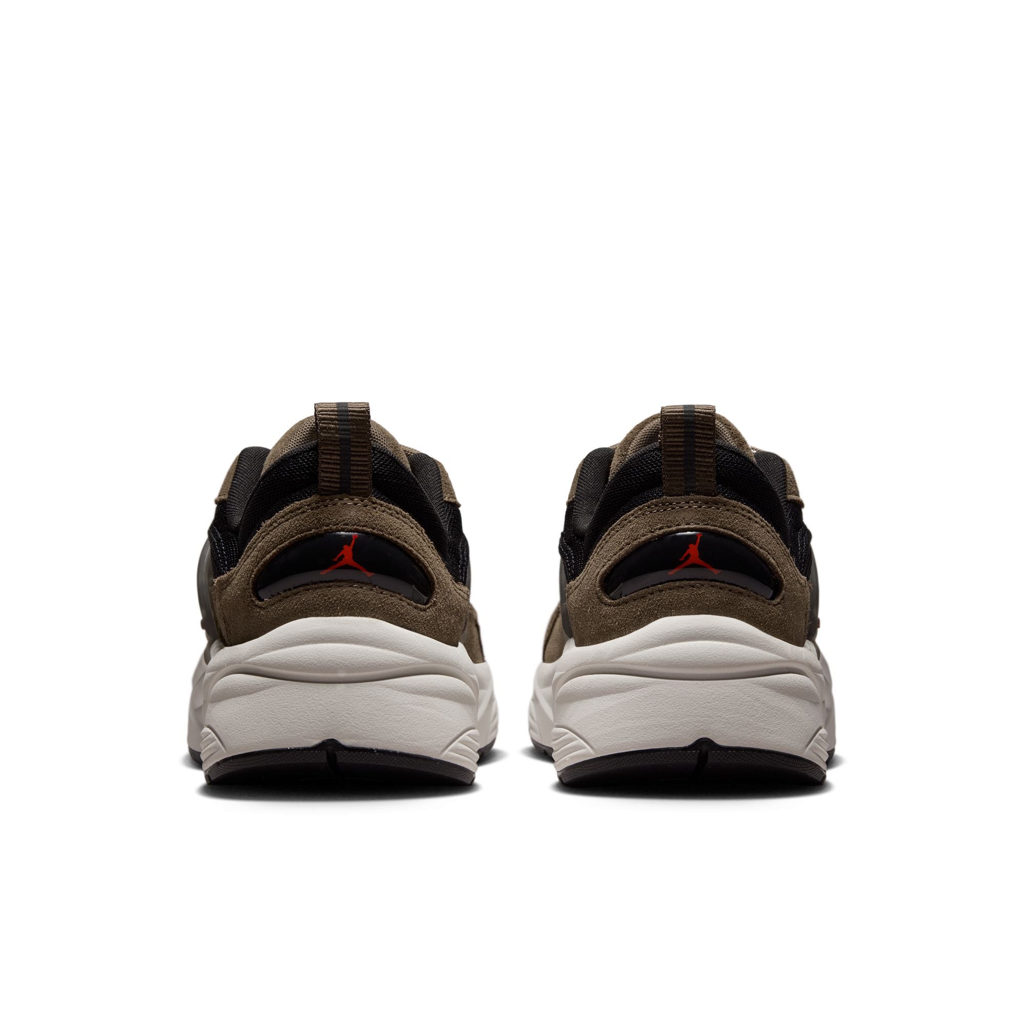 Jordan Trunner O/S 'Palomino/Black'