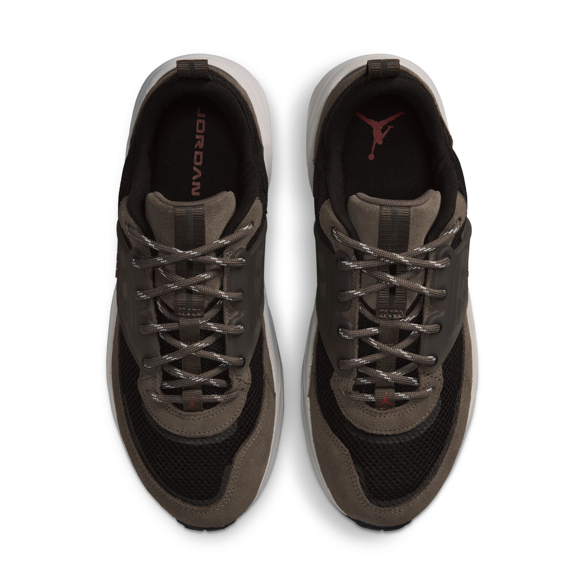 Jordan Trunner O/S 'Palomino/Black'
