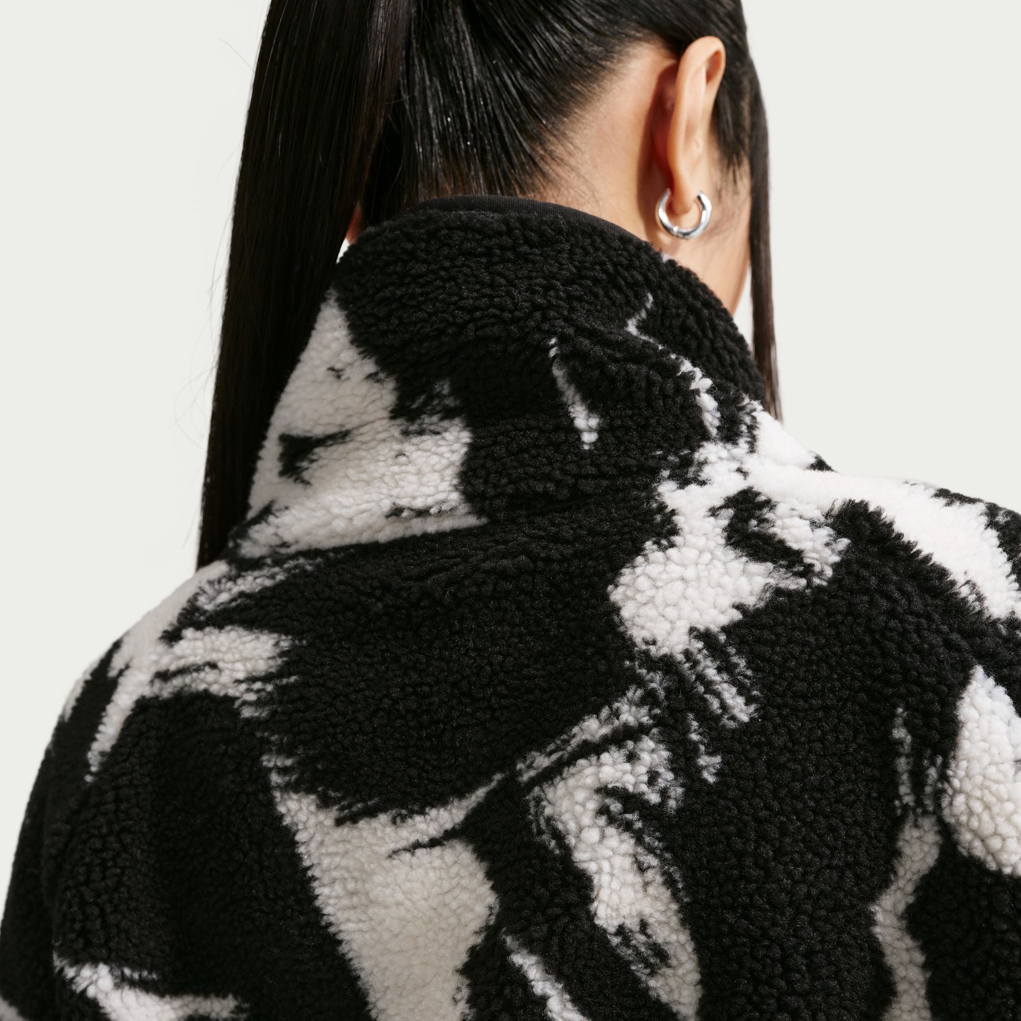 Nike Women's Oversized High-Pile Fleece Sweater 'Black'