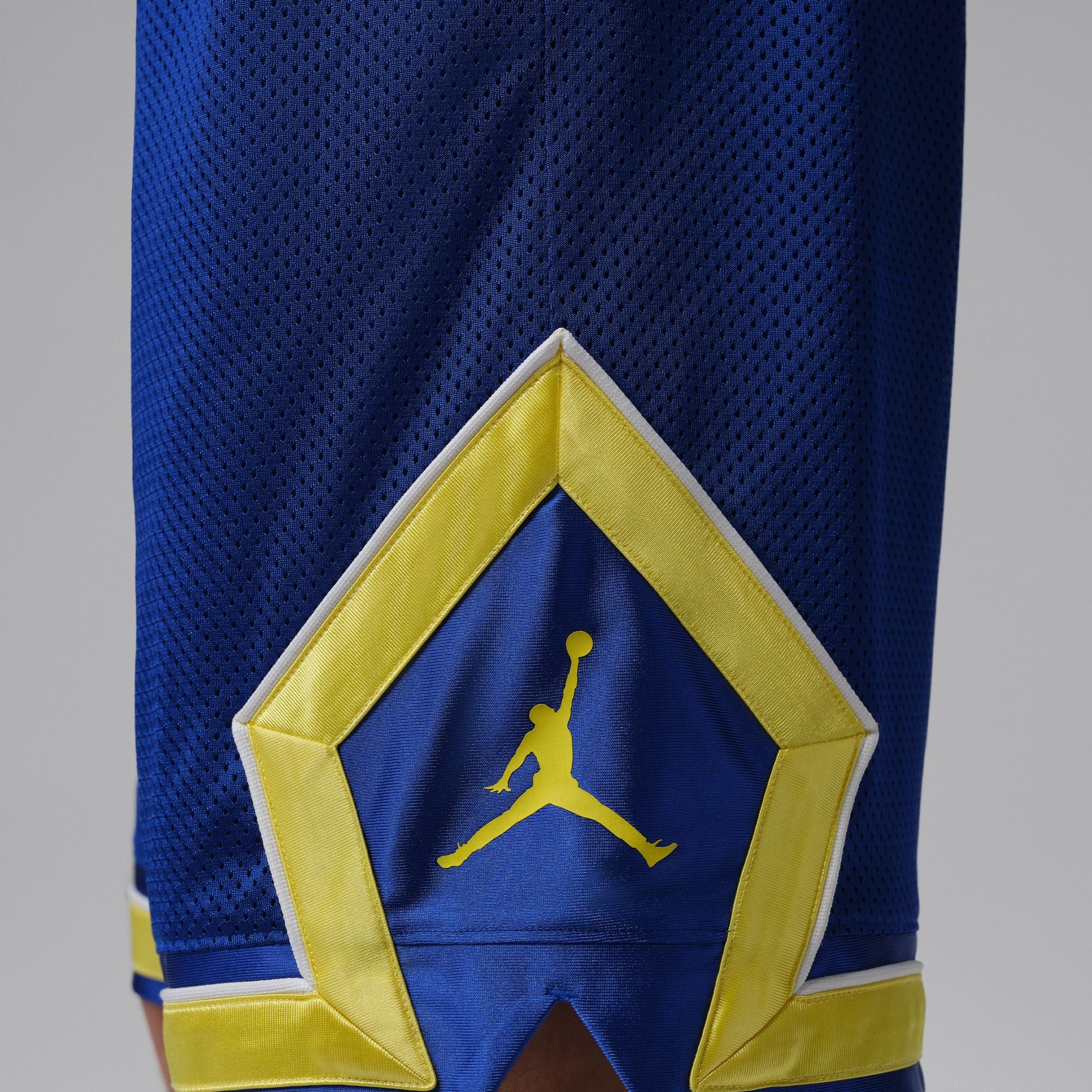 Air Jordan Mesh Diamond Shorts 'Old Royal'