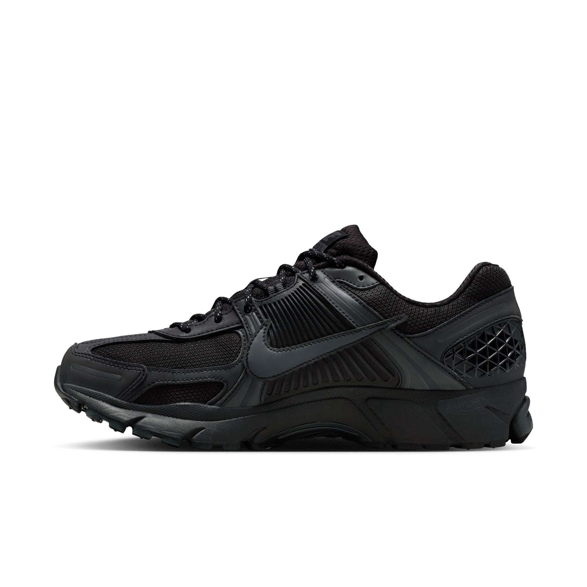 Nike Zoom Vomero 5 SE 'Black/Black'