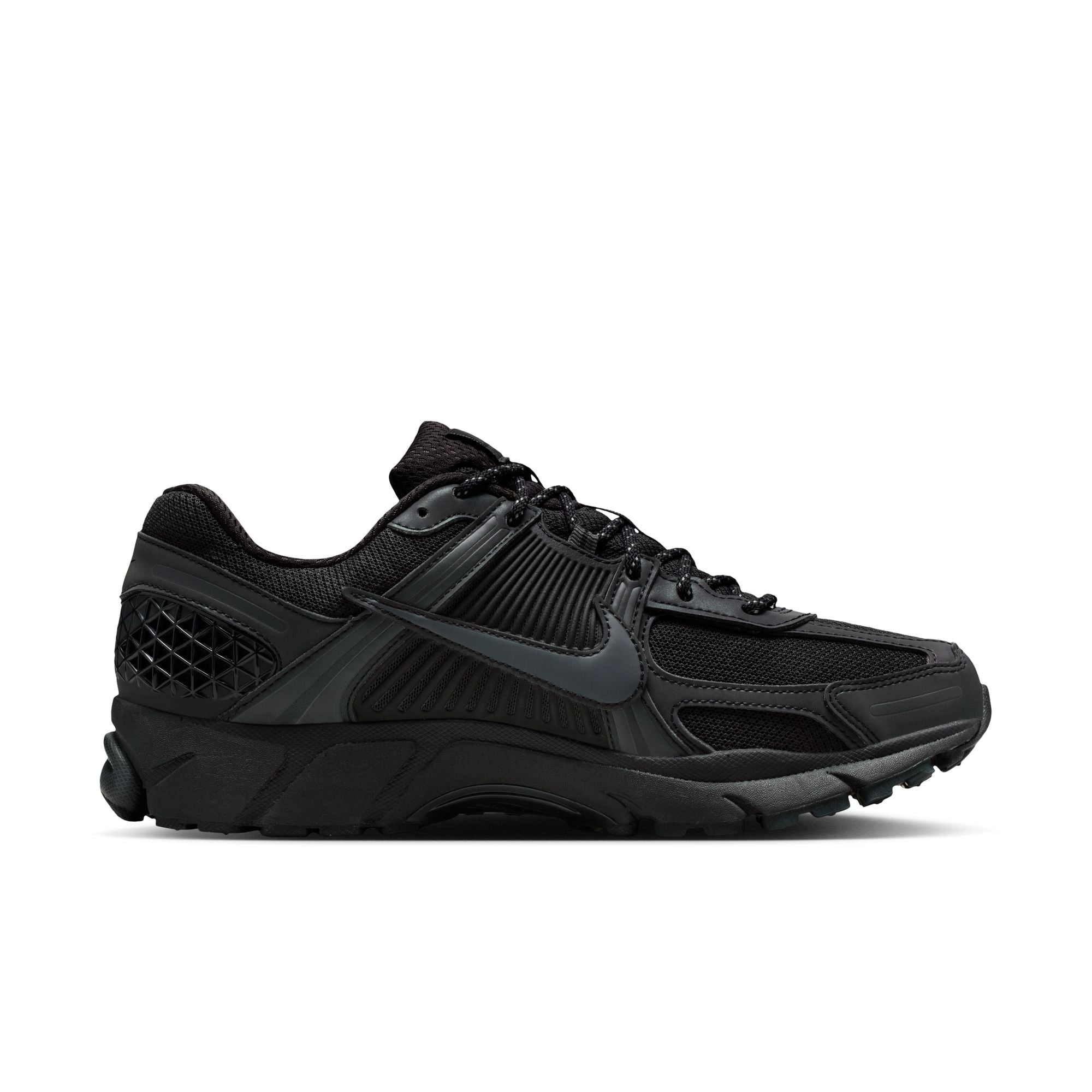Nike Zoom Vomero 5 SE 'Black/Black'