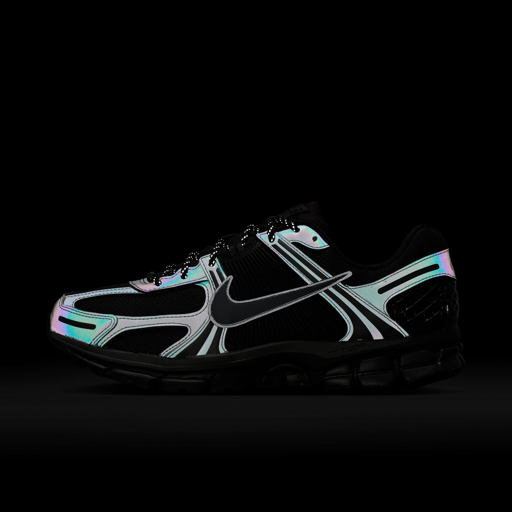 Nike Zoom Vomero 5 SE 'Black/Black'
