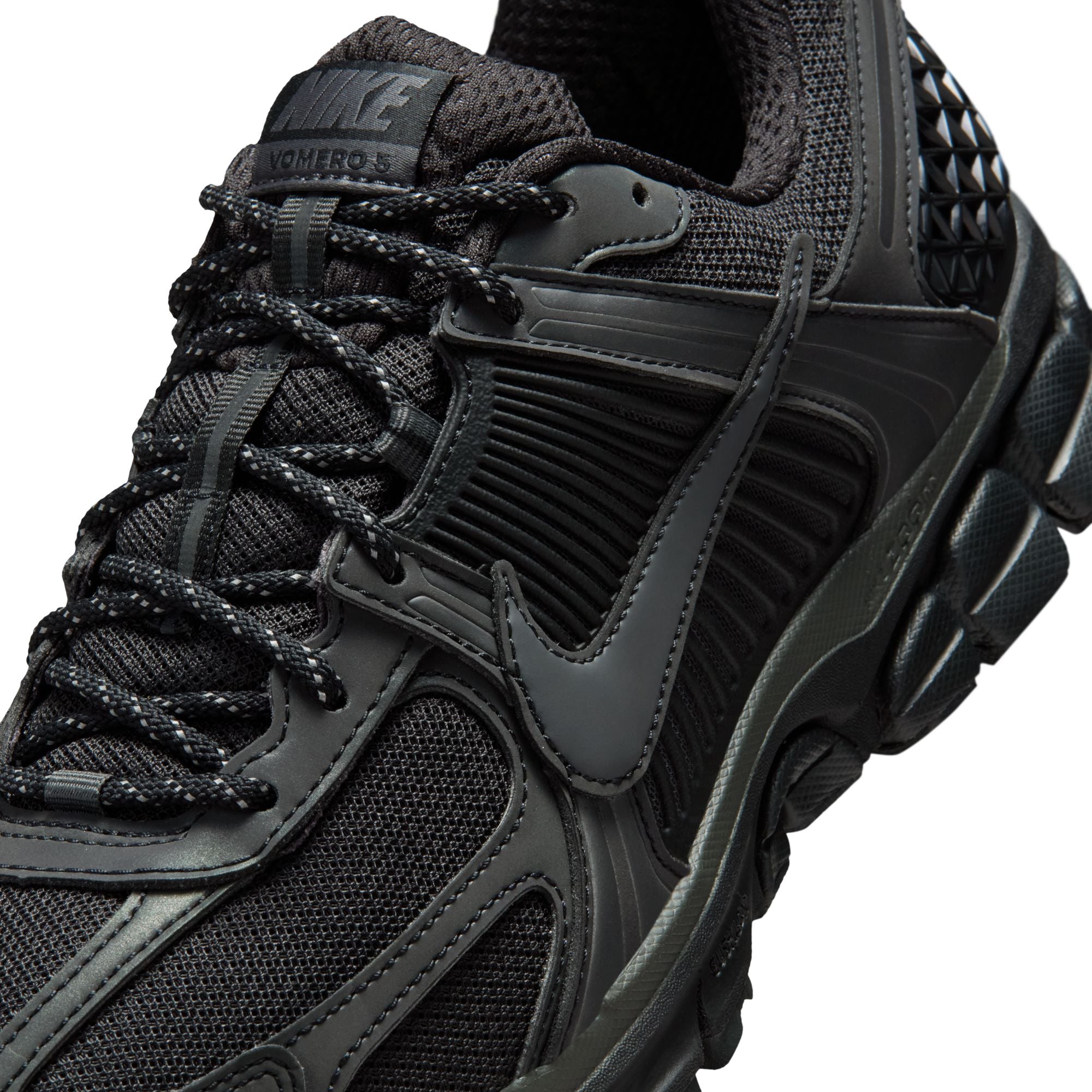 Nike Zoom Vomero 5 SE 'Black/Black'