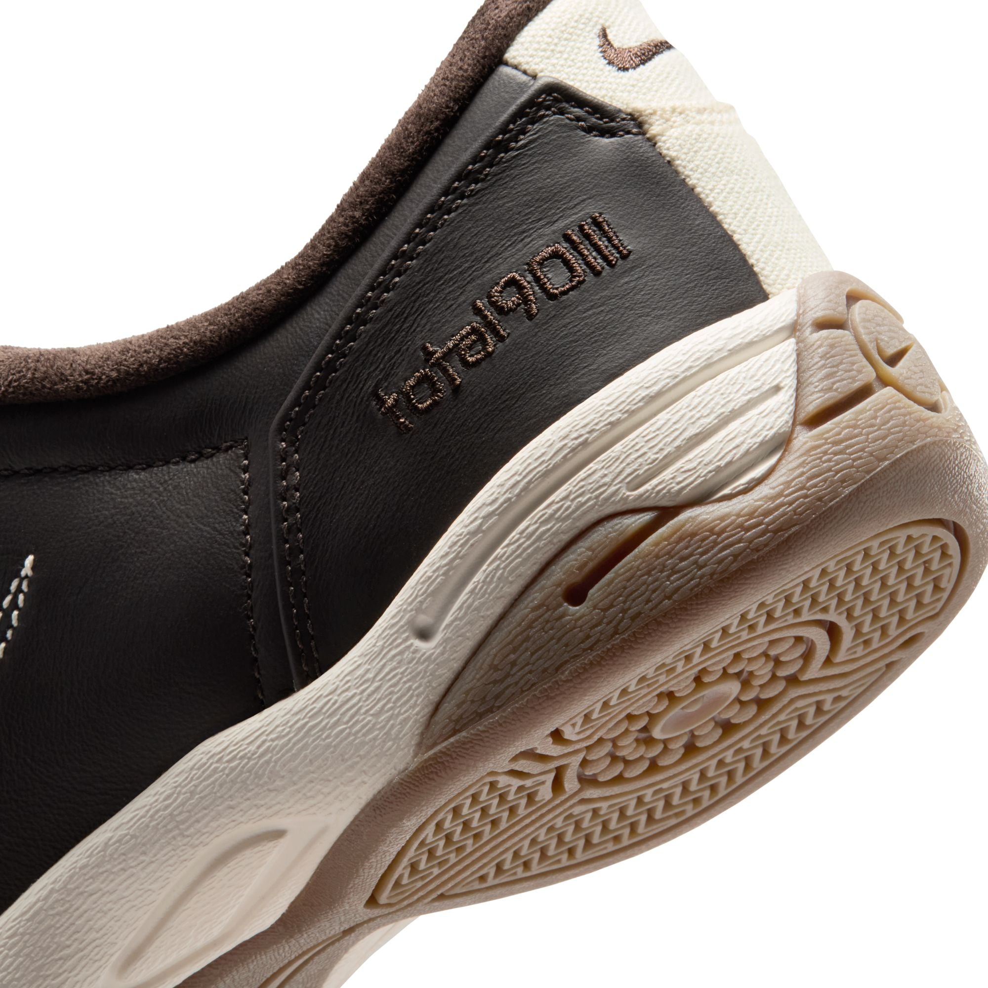 Womens Nike Total 90 'Soft Pearl'