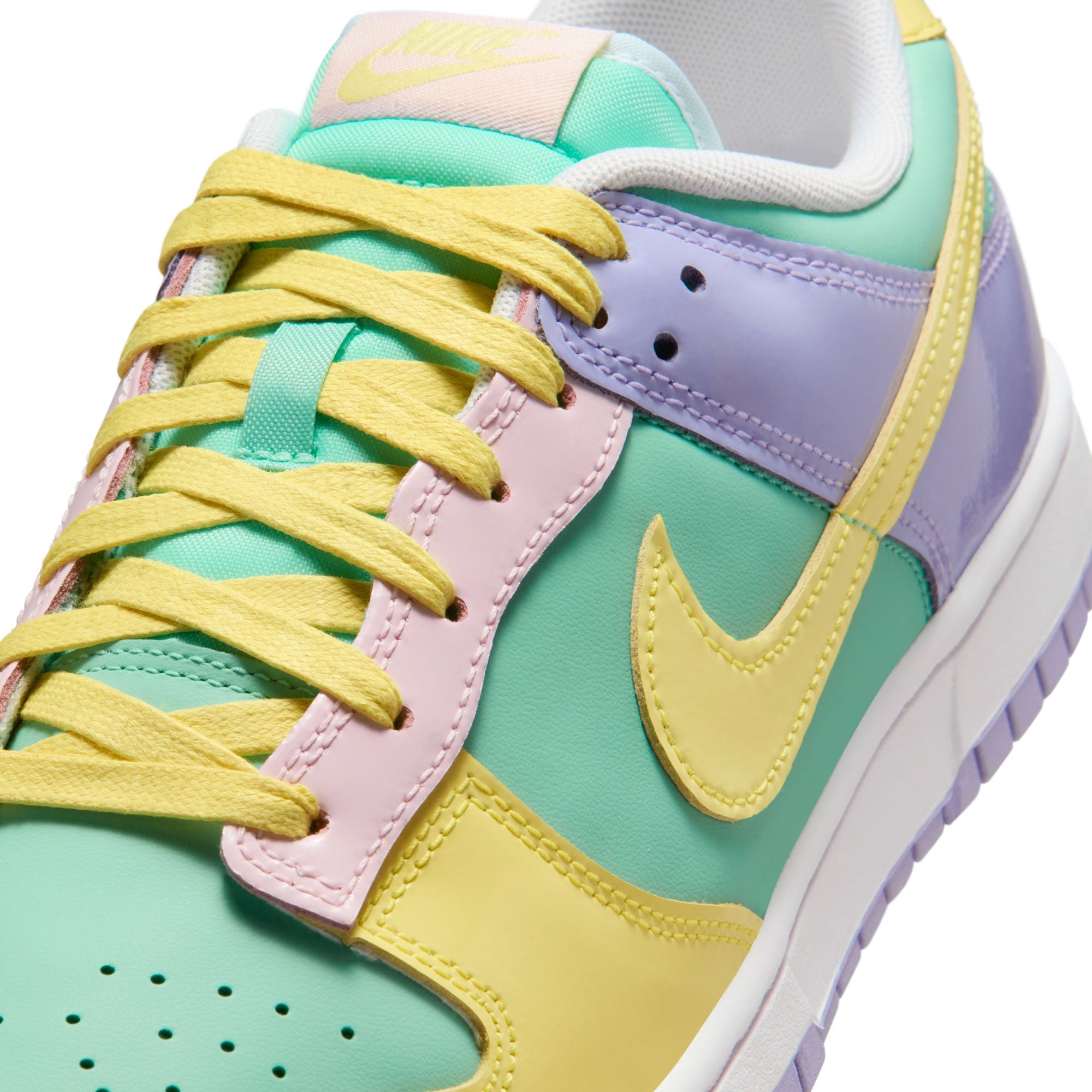 Nike Dunk Low Retro 'Easter'