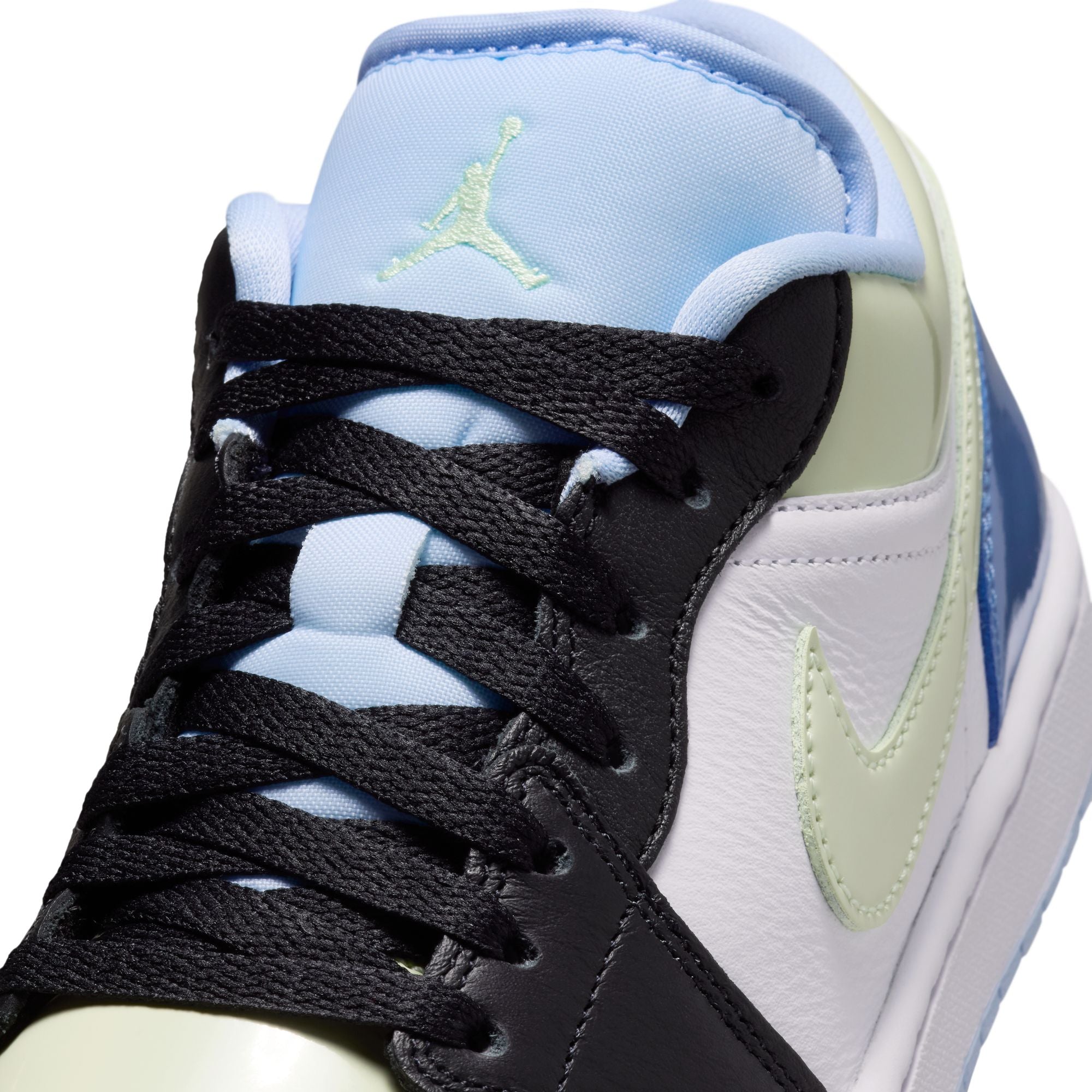 Womens Air Jordan 1 Low SE 'Mismatched Patent'