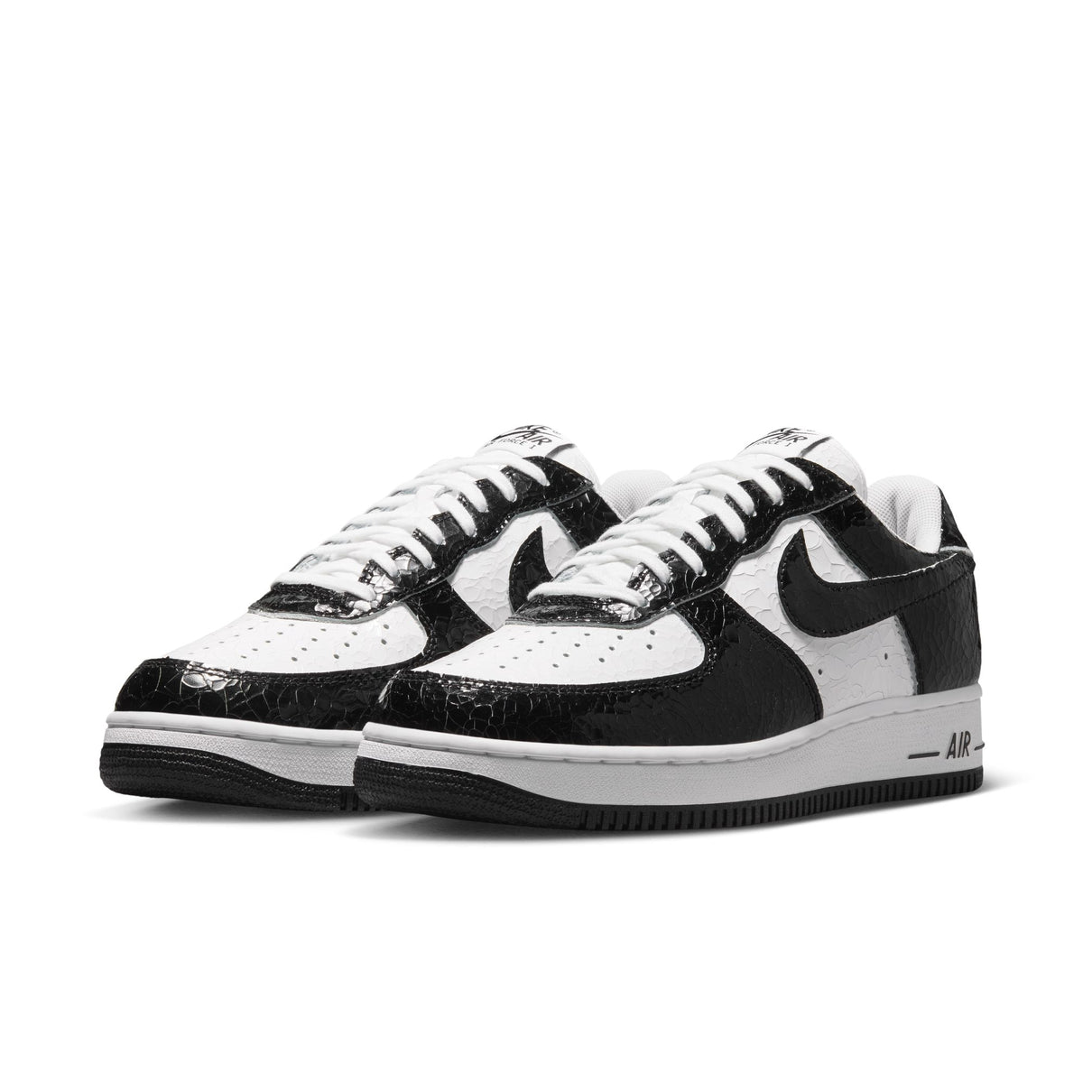 Nike Air Force 1 Low '01 "Cracked Leather" Menta