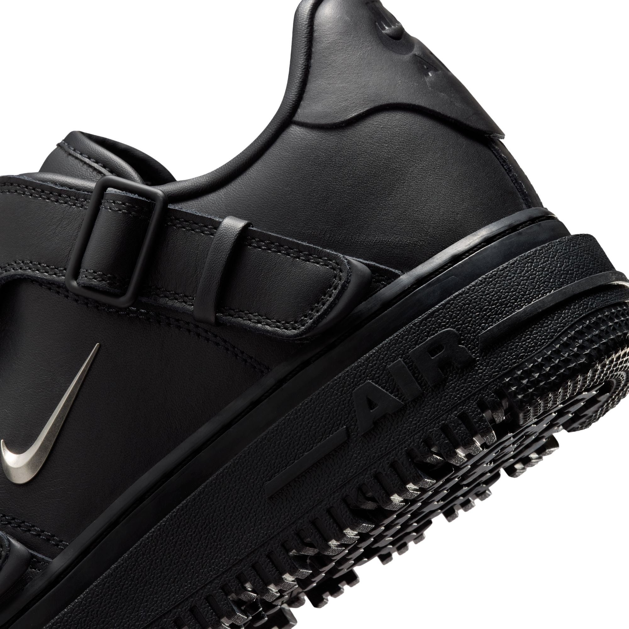 Nike Air Force 1 Low Luxe 'Black'