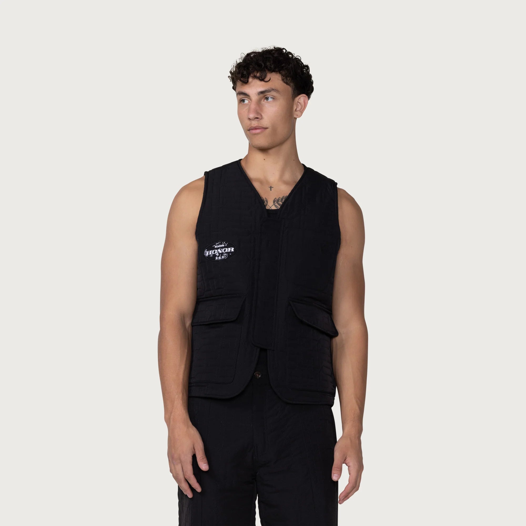 Honor the Gift Quilted Vest 'Black'