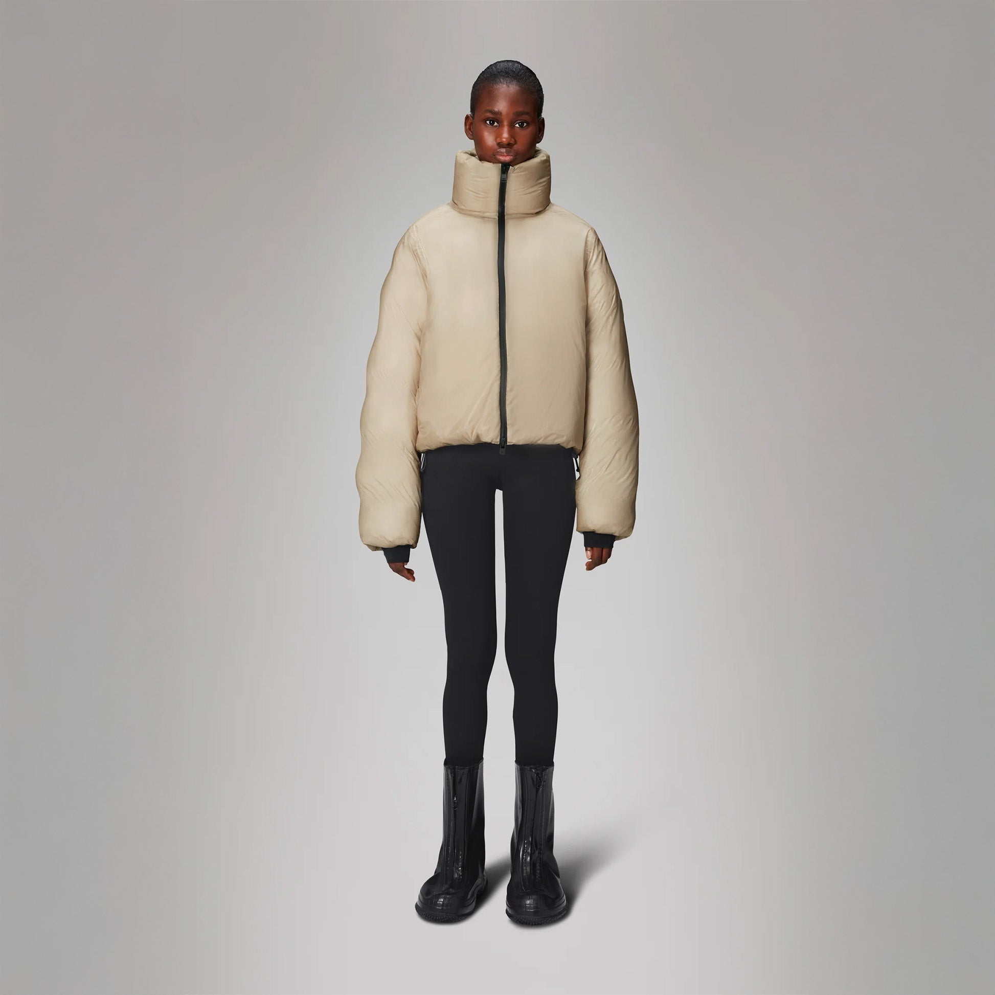 Rains Kevo Short Puffer Jacket W4T3 'Dune'