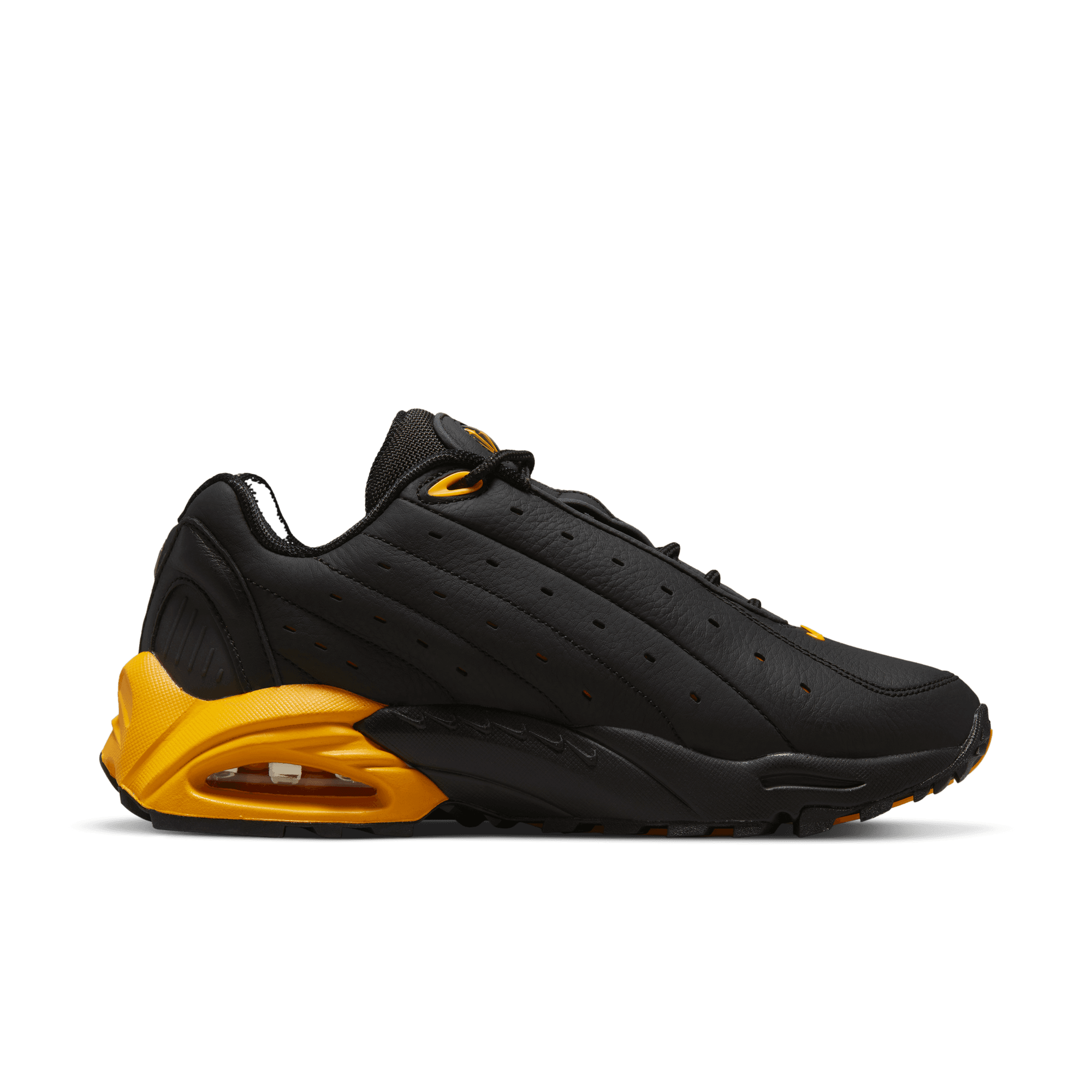 Nike zoom 2k black and yellow hot sale