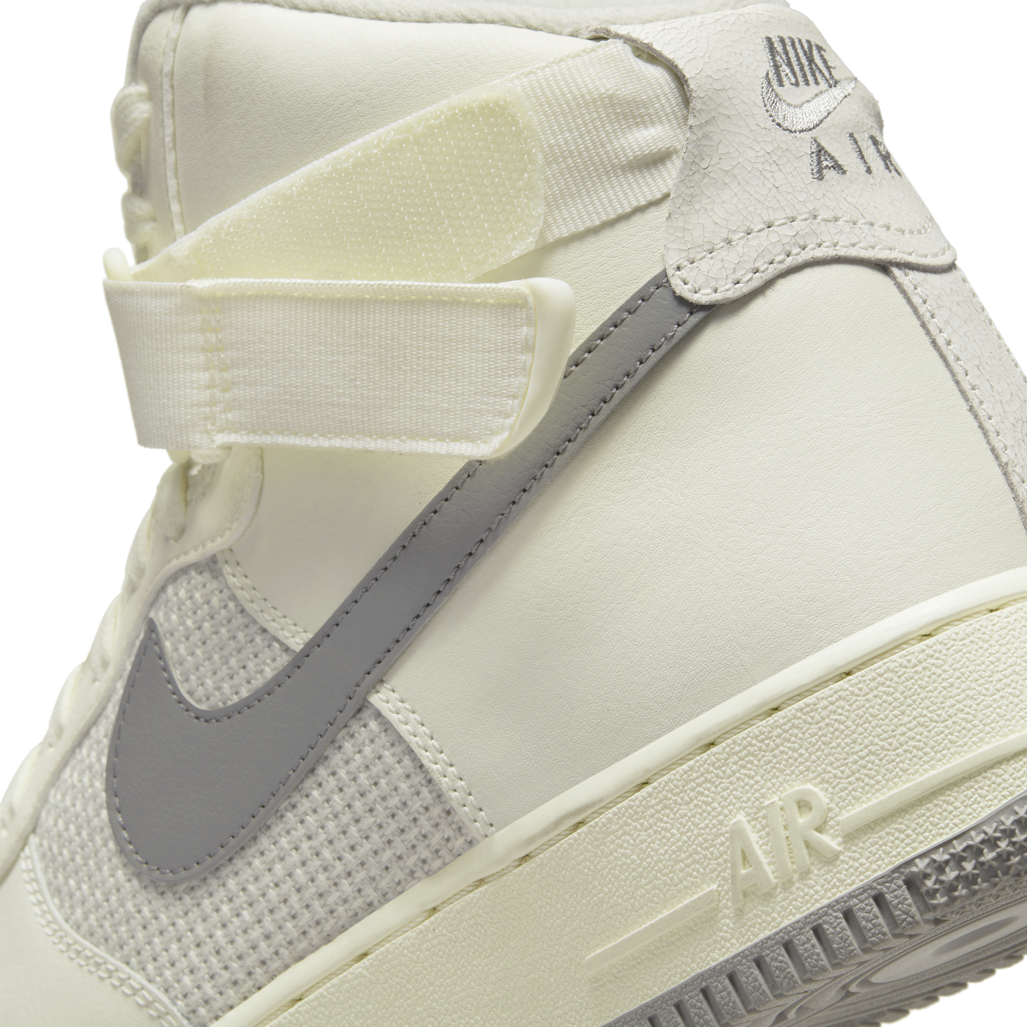 Nike Air Force 1 High '07 LV8 Vintage' Medium Grey'