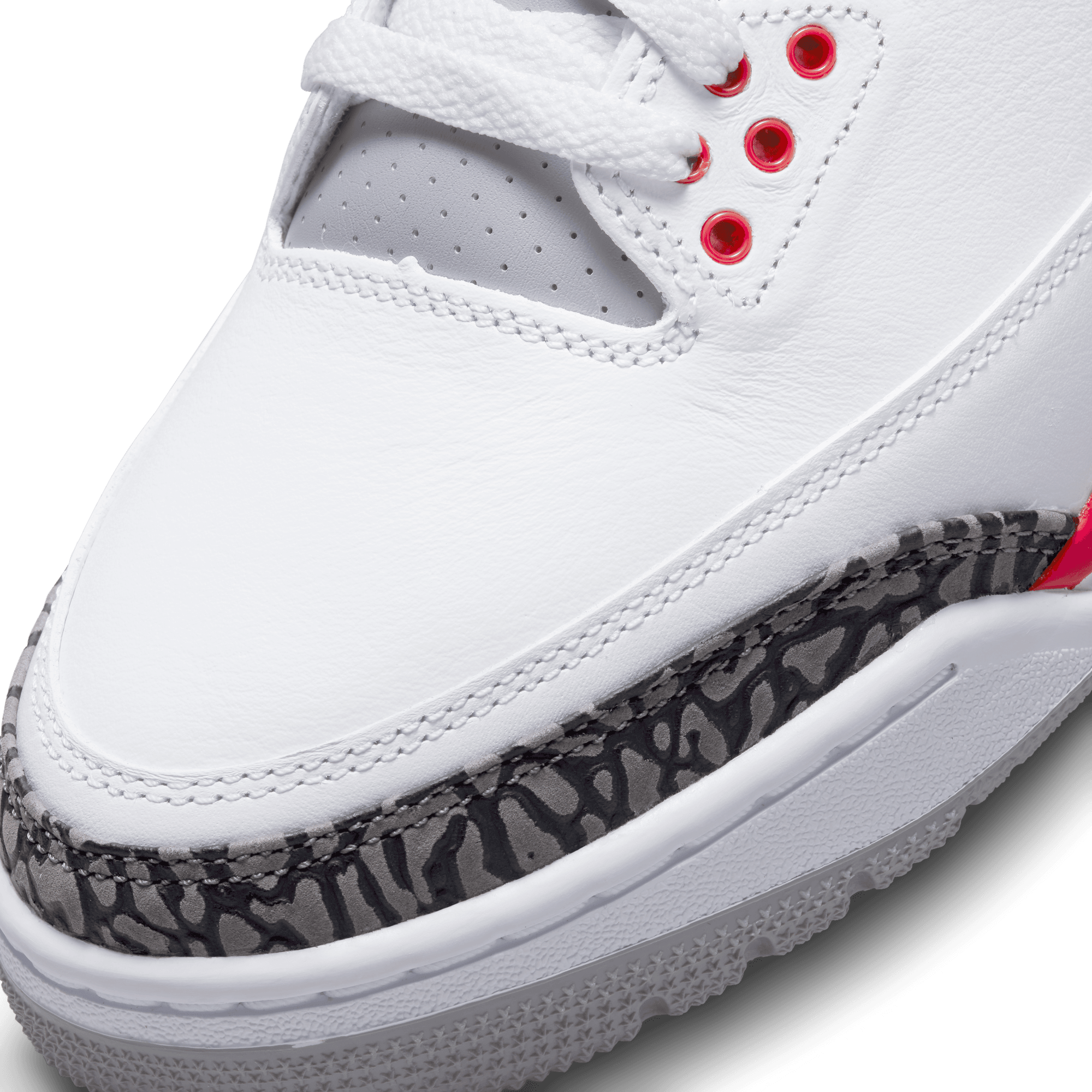 Air Jordan 3 Retro 'Fire Red'