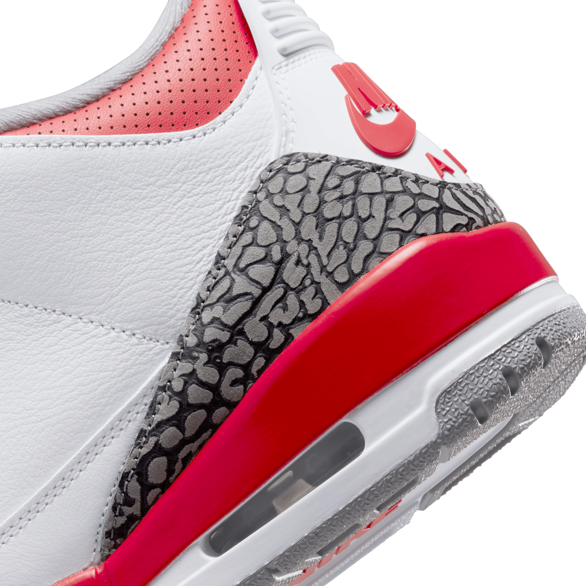 Air Jordan 3 Retro 'Fire Red'