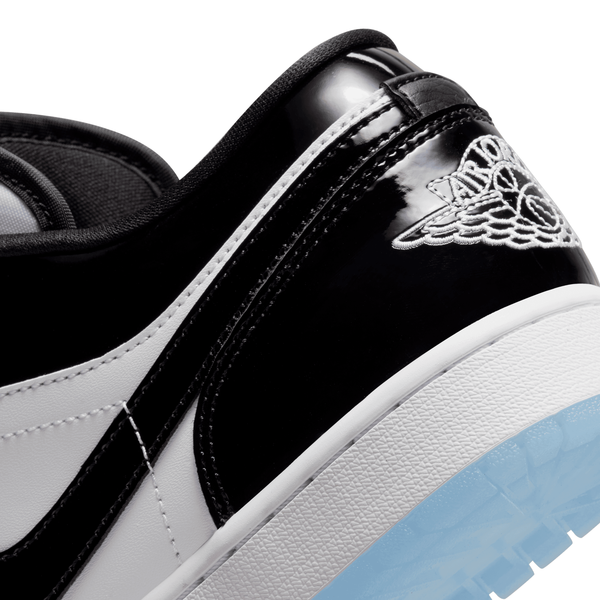 Air Jordan 1 Low SE 'Concord'