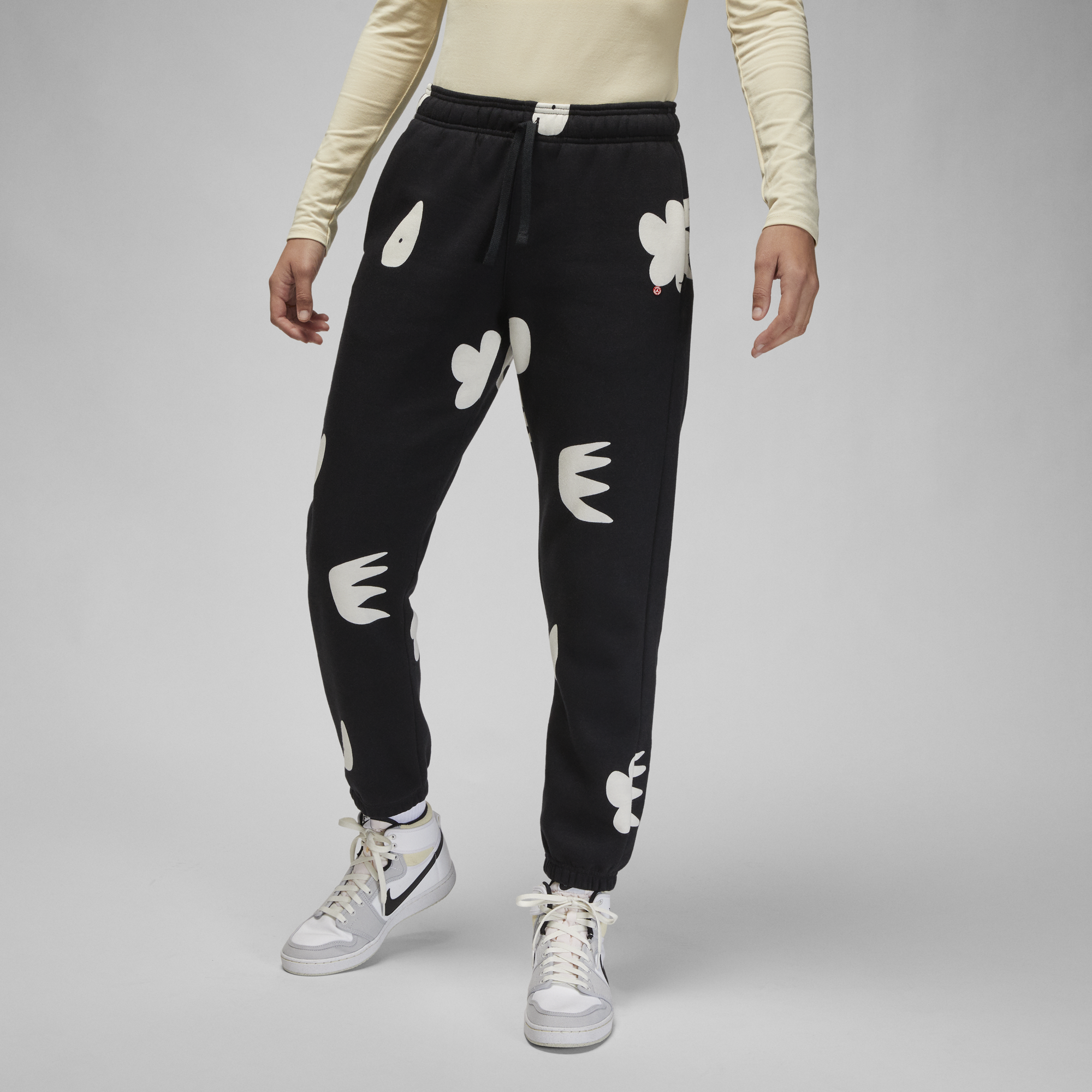 Womens Jordan Artist Series by Mia Lee Fleece Sweatpants 'Black'