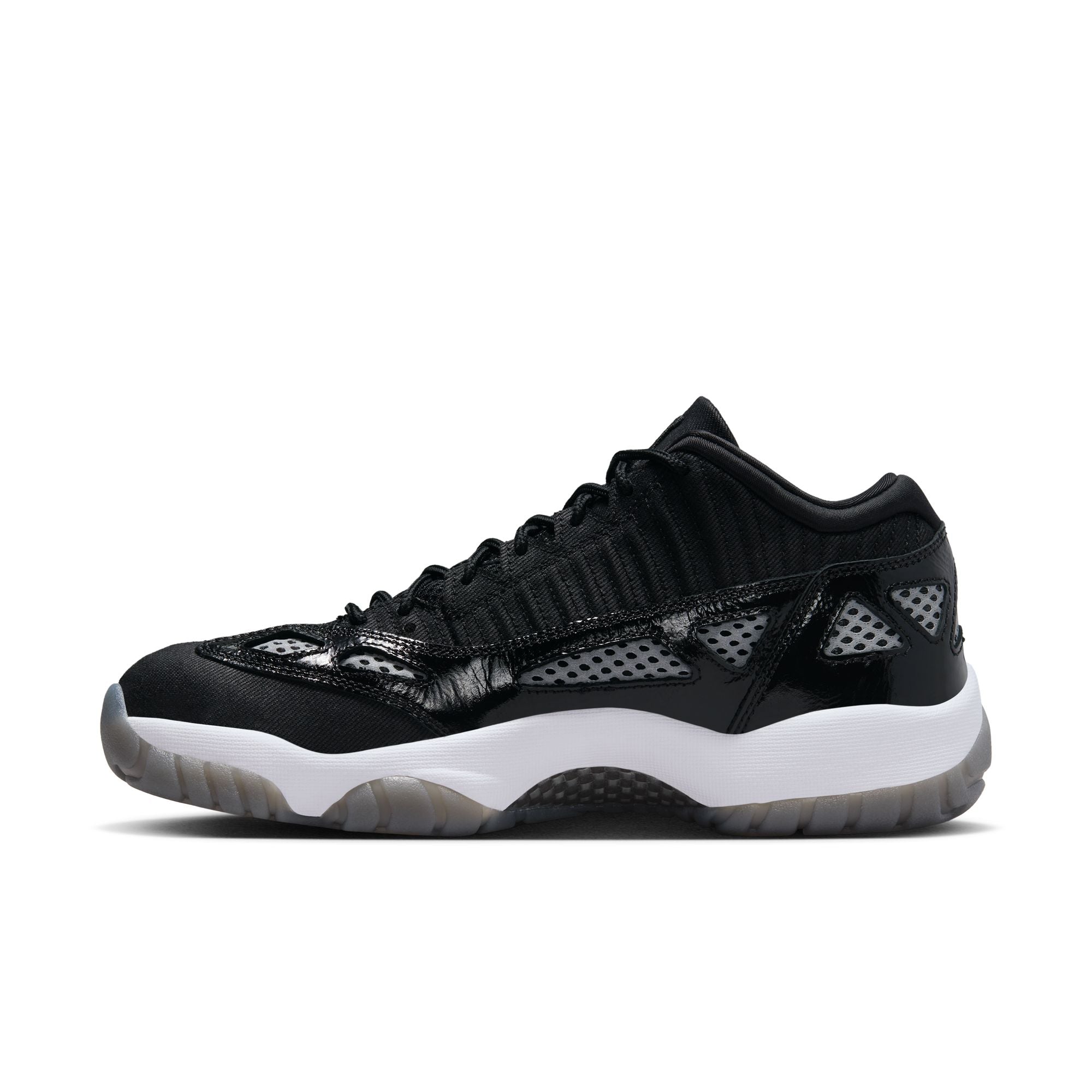 Air Jordan 11 Retro Low IE 'Black/White'