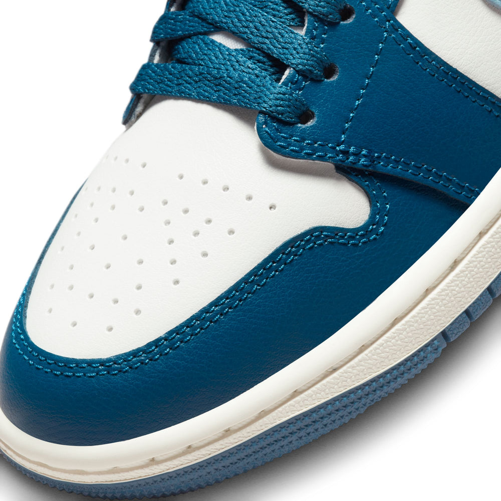
                  
                    Load image into Gallery viewer, Womens Air Jordan 1 Mid &amp;#39;French Blue&amp;#39;
                  
                