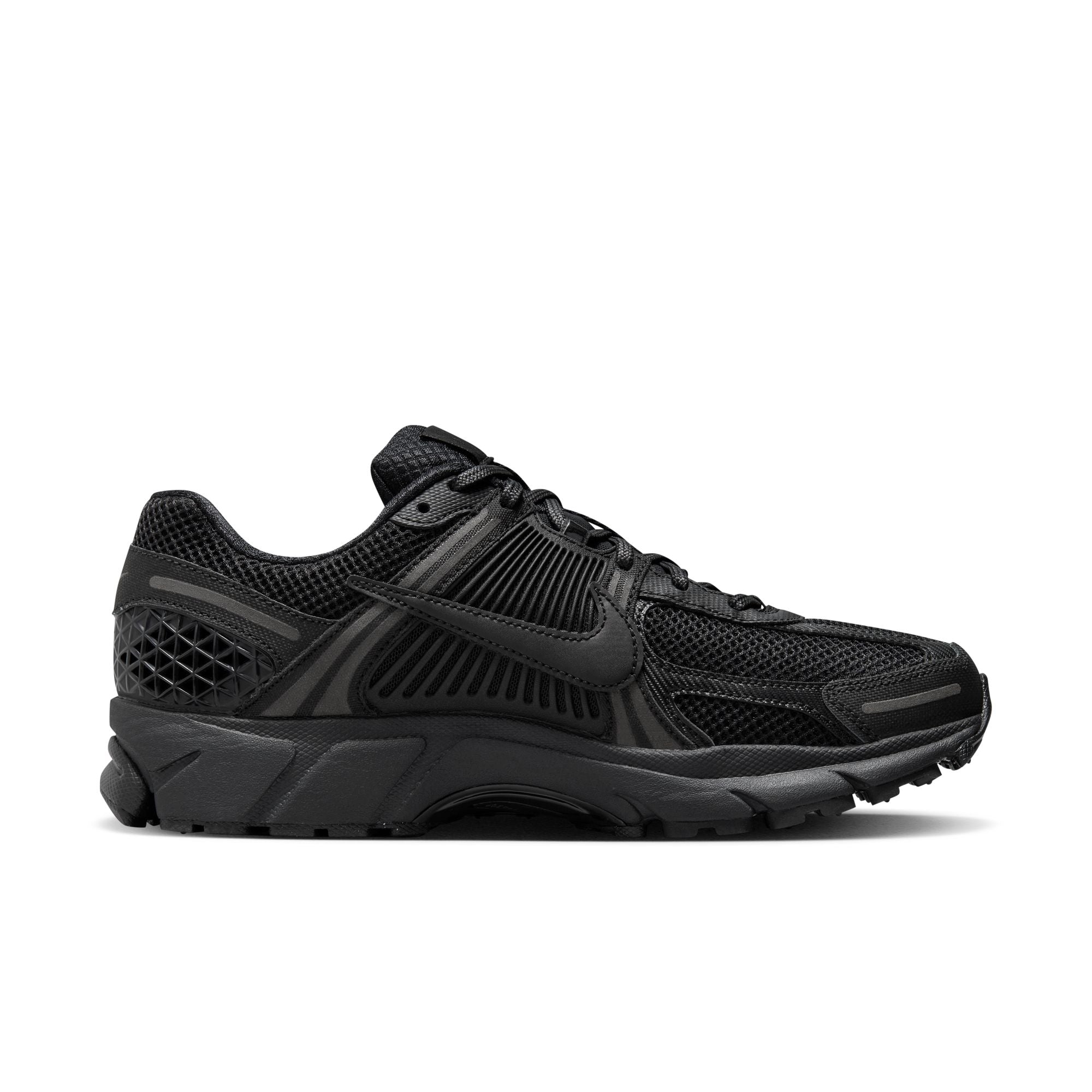 Nike Zoom Vomero 5 ‘Black/Black'