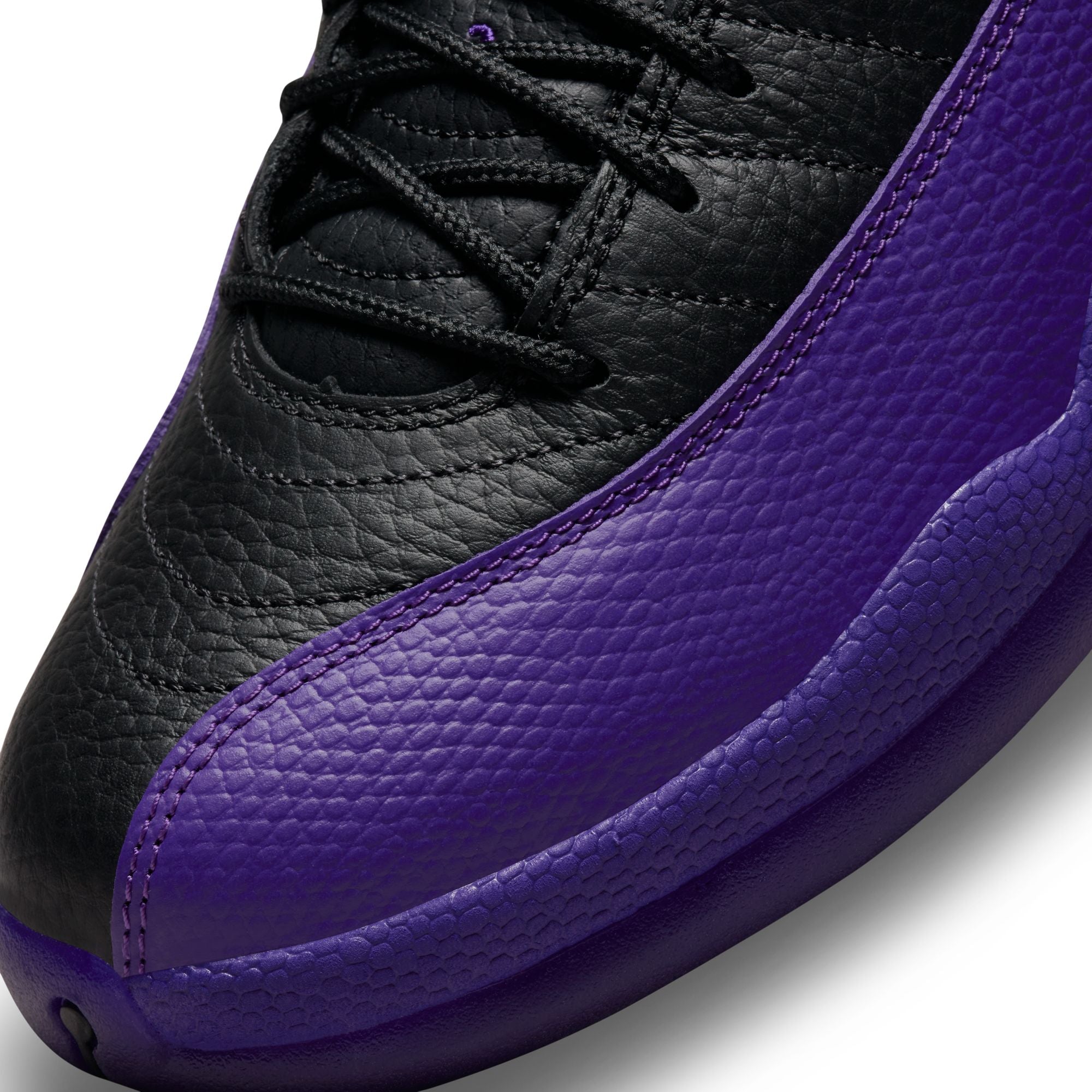 Air Jordan 12 Retro 'Black/Purple'